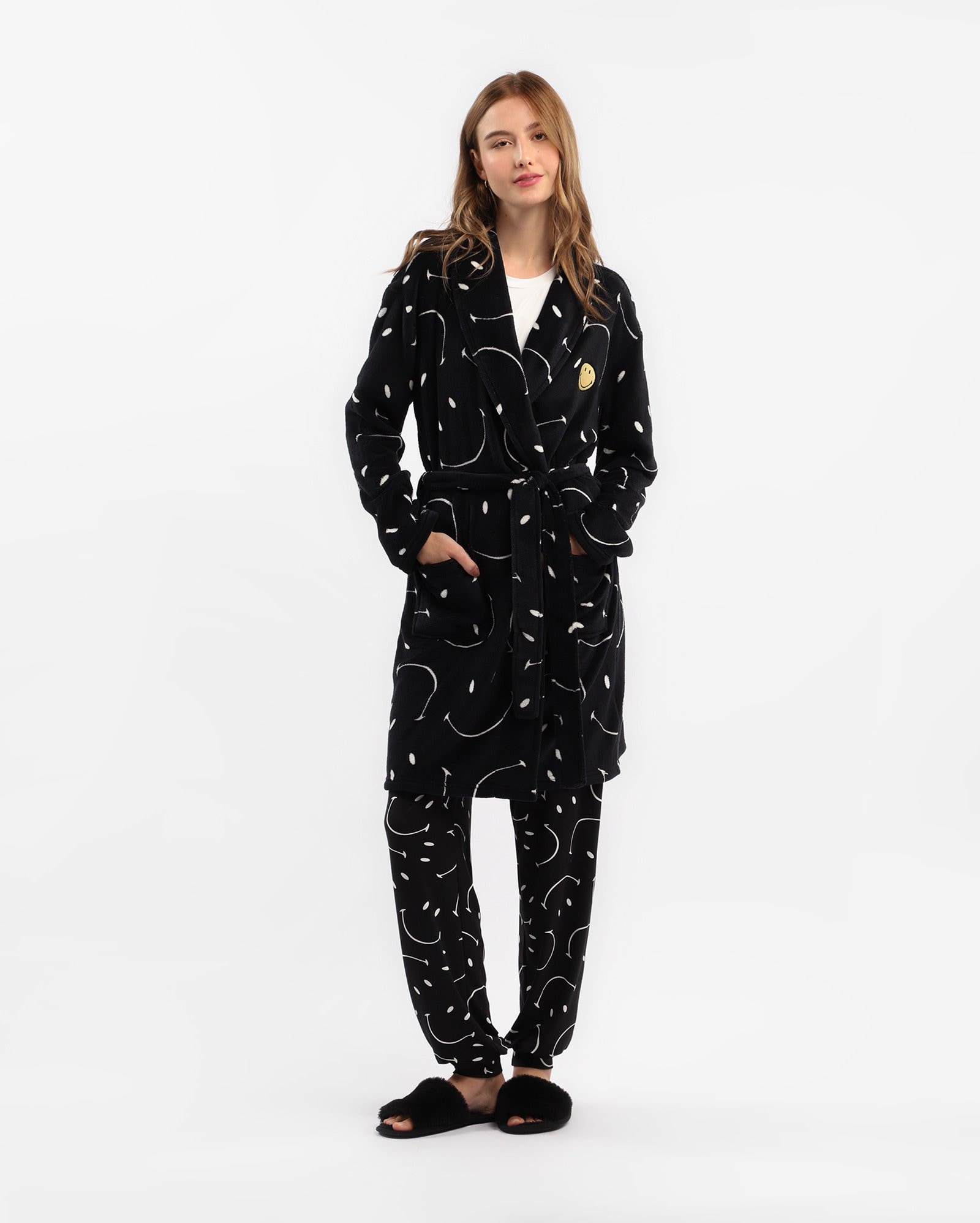 Robe feminino de fleece estampado - preto | The Smile Company