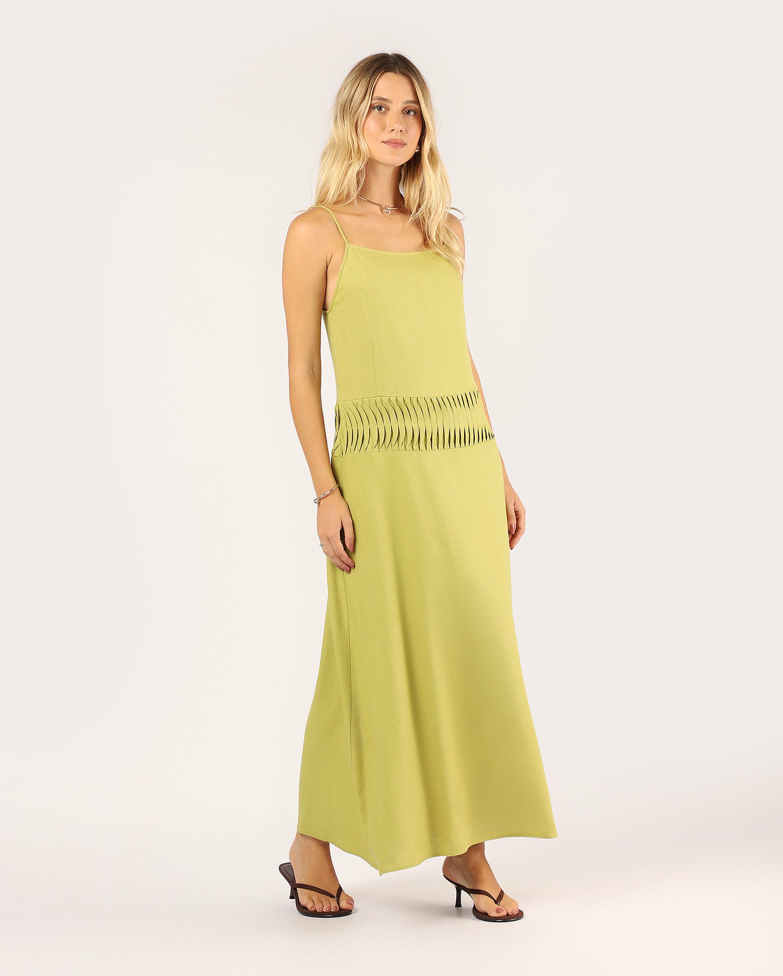 Vestido longo em viscolinho com pregas - verde