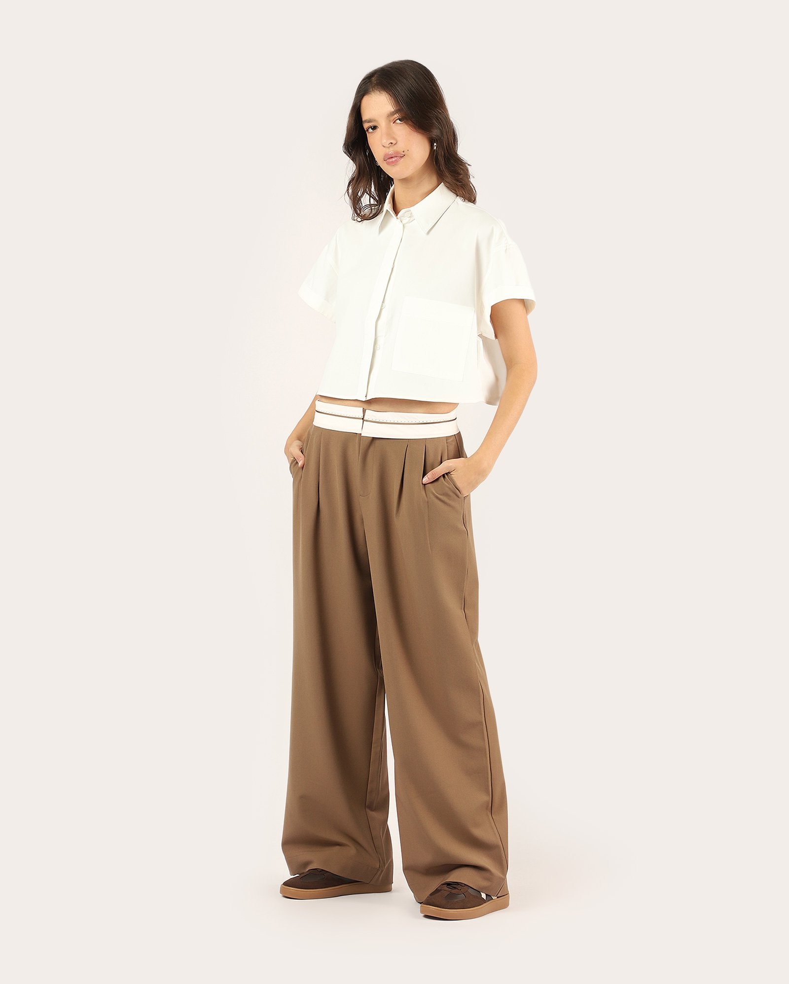 Calça feminina wide leg alfaiatada - marrom