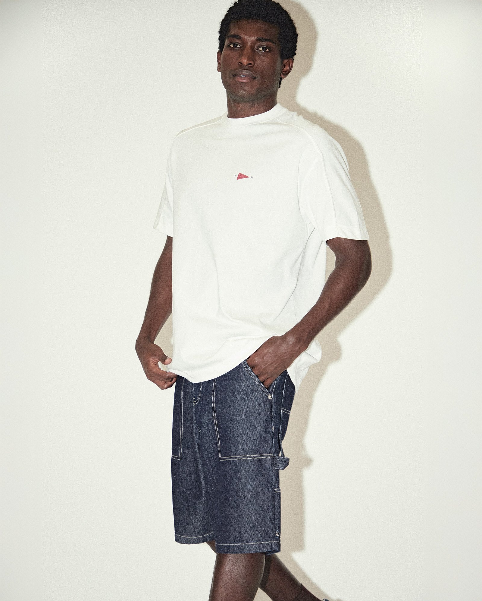 Bermuda jeans masculina baggy com pespontos - denim escuro | Pool Jeans — foto 2
