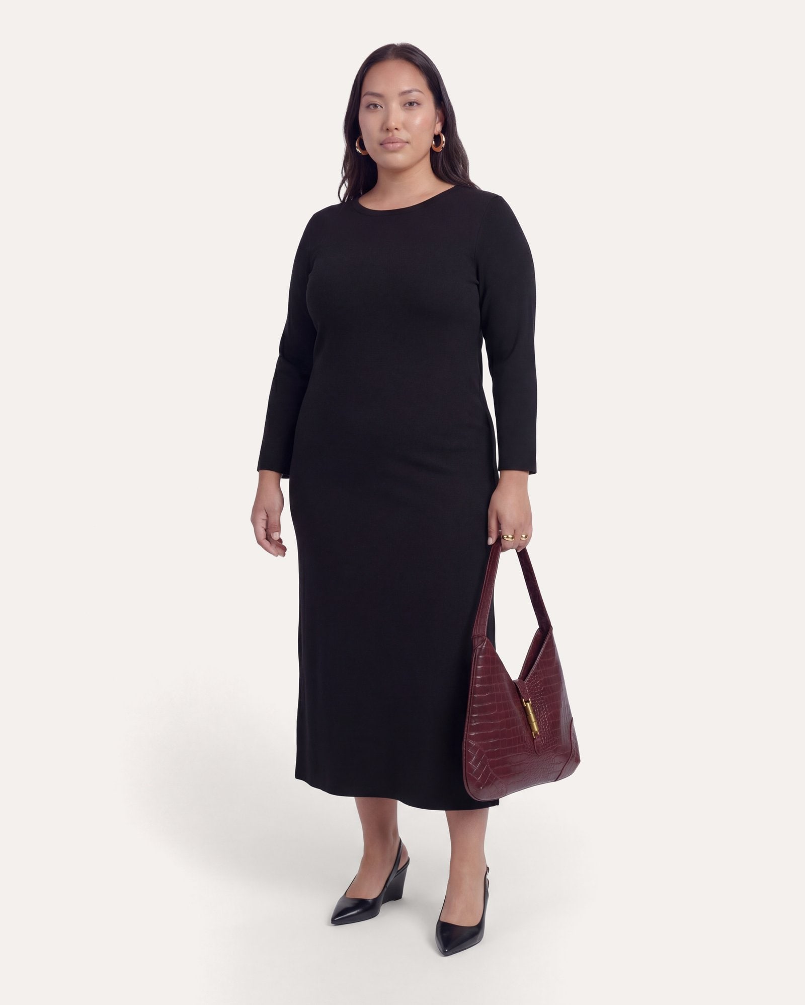 Vestido plus size midi com viscose - preto