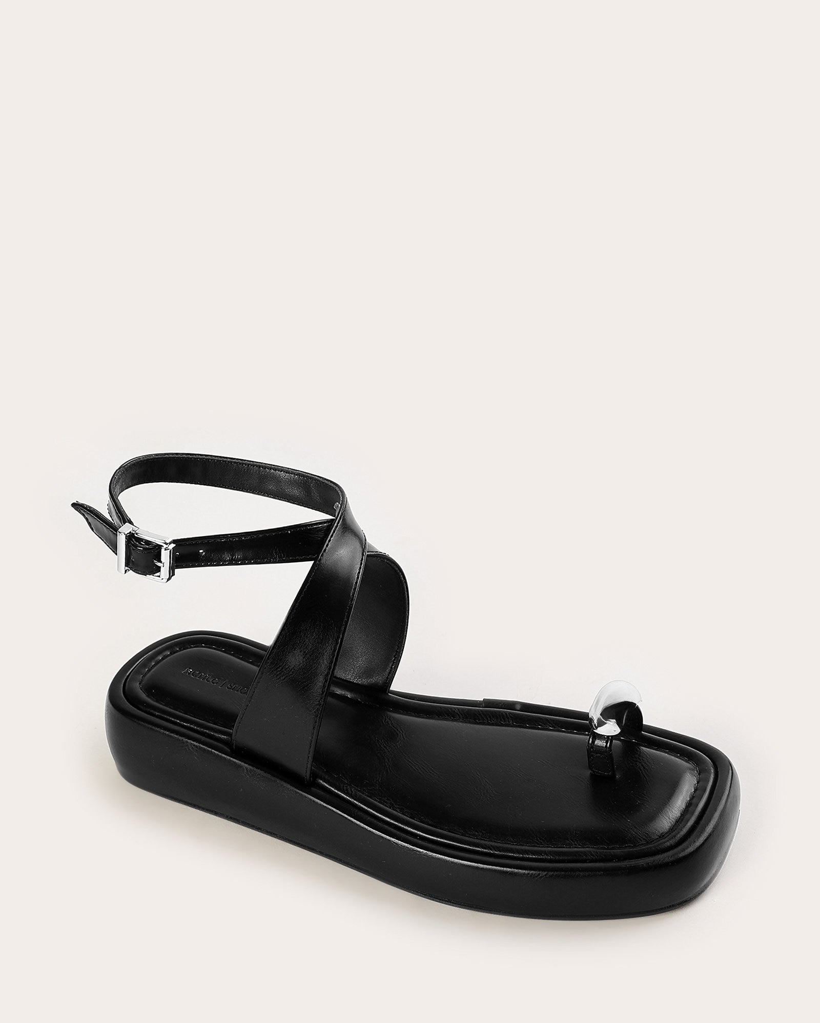 Sandália feminina flatform de dedo - Preto