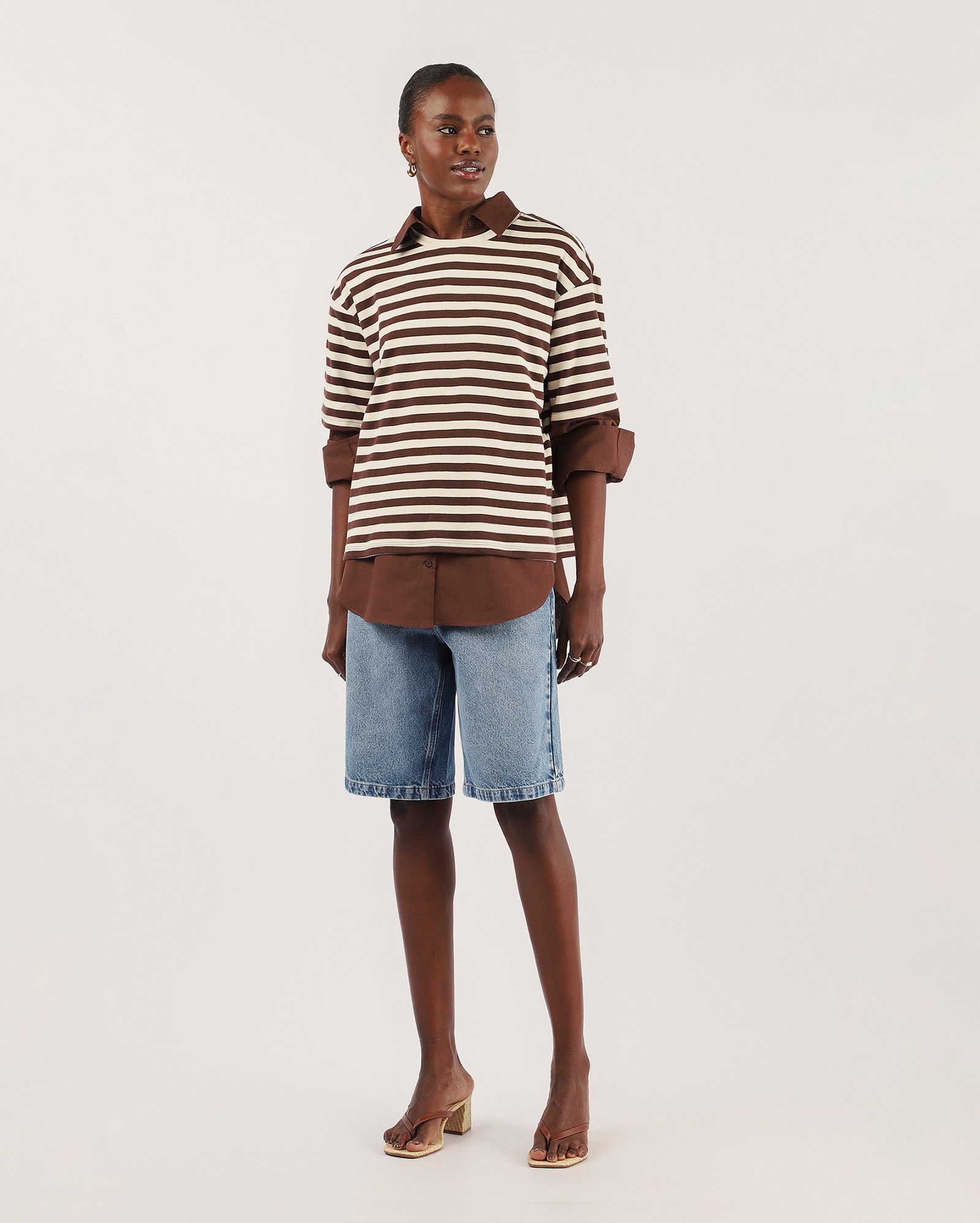 Camiseta feminina oversized suedine listrada - multicor