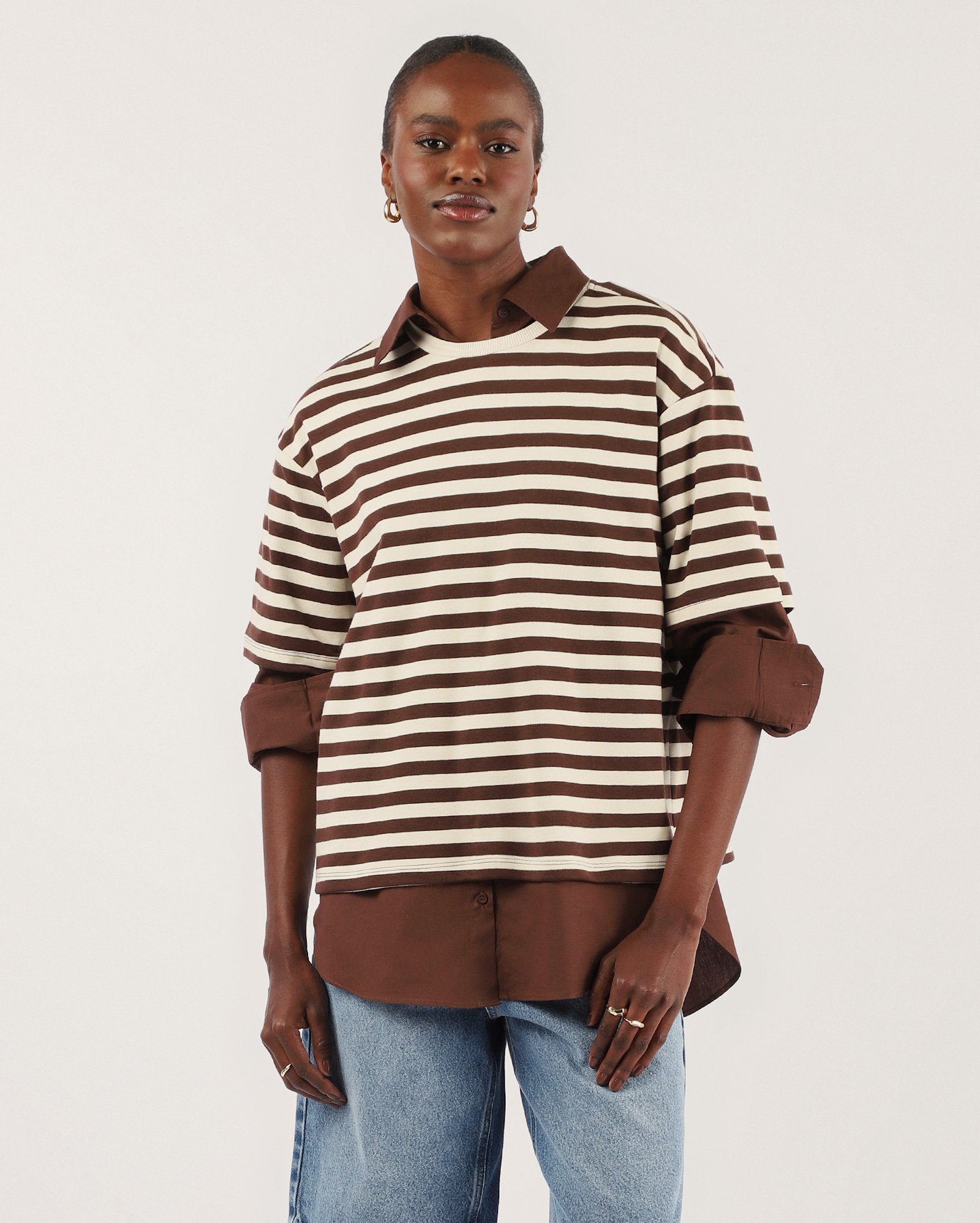 Camiseta feminina oversized suedine listrada - multicor