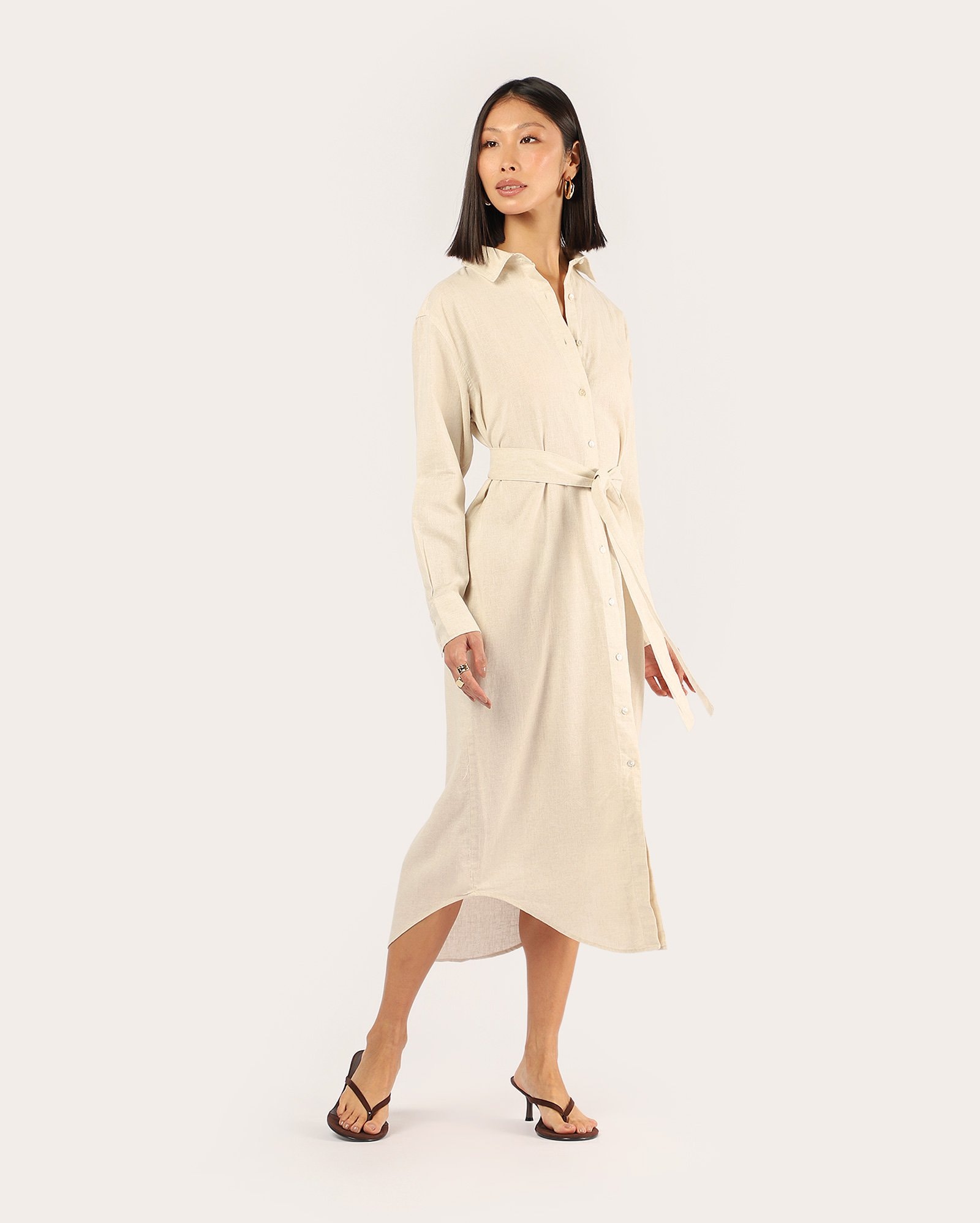 Chemise midi com linho e faixa de amarração - bege