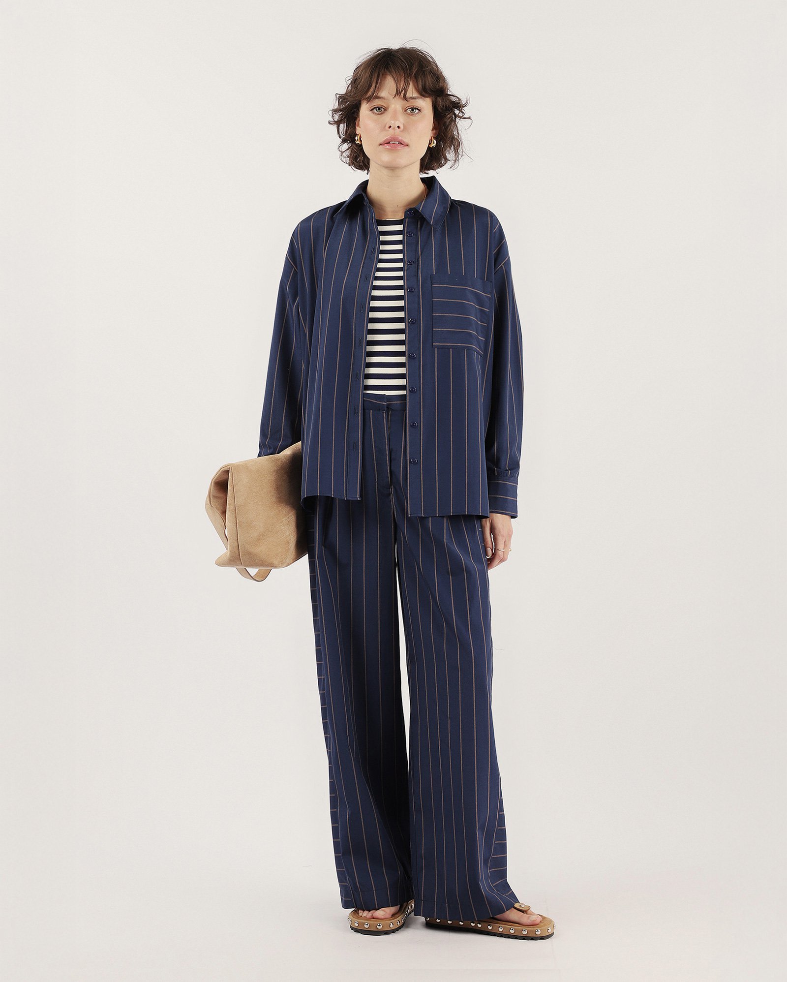 Calça feminina alfaiatada de tricoline listrada - azul
