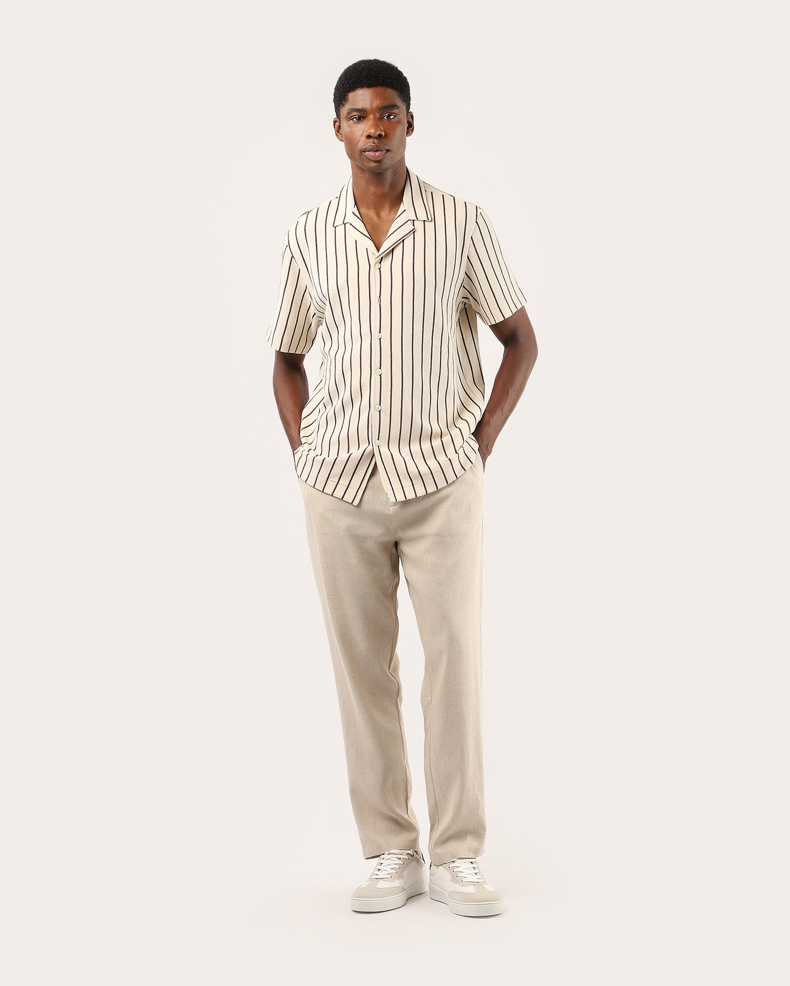 Calça masculina slim em viscolinho - bege