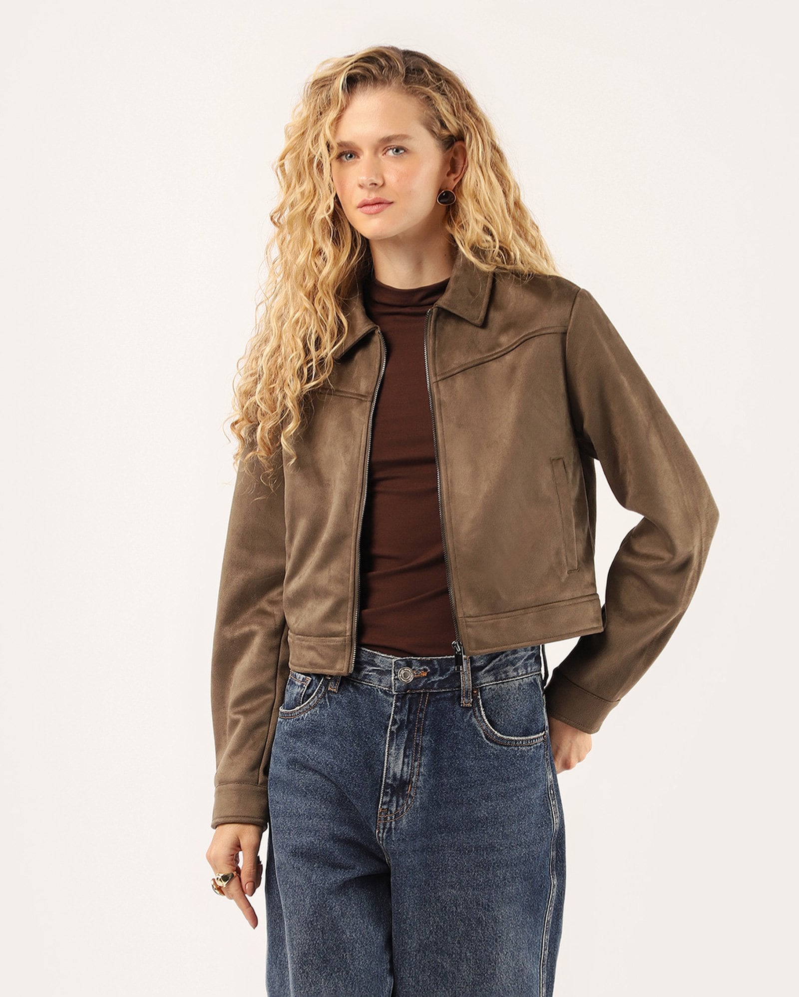 Jaqueta feminina em suede com zíper - marrom