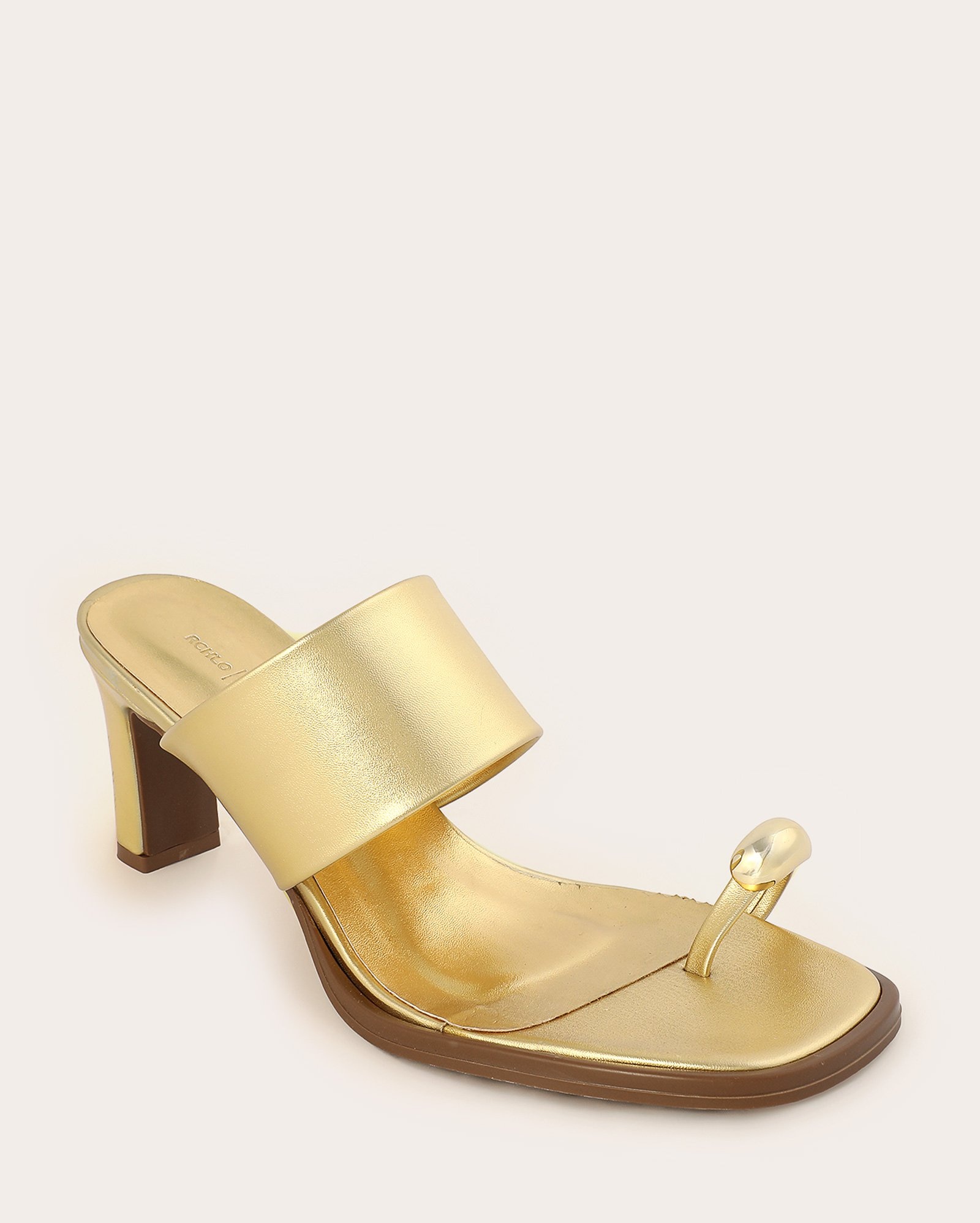 Tamanco tira larga com alça dedo - Dourado