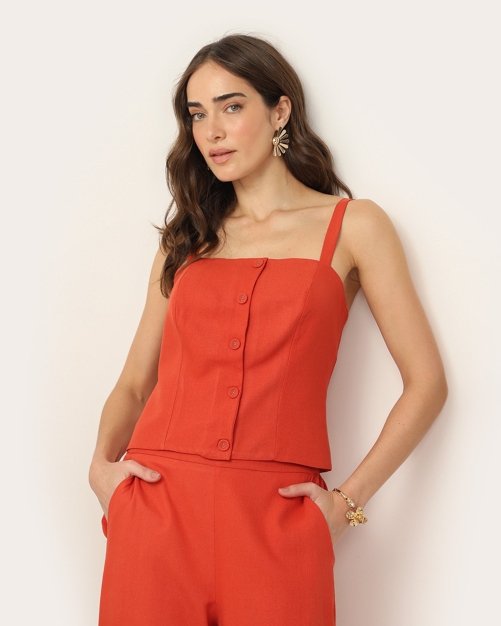 Colete feminino alfaiatado em viscolinho - vermelho