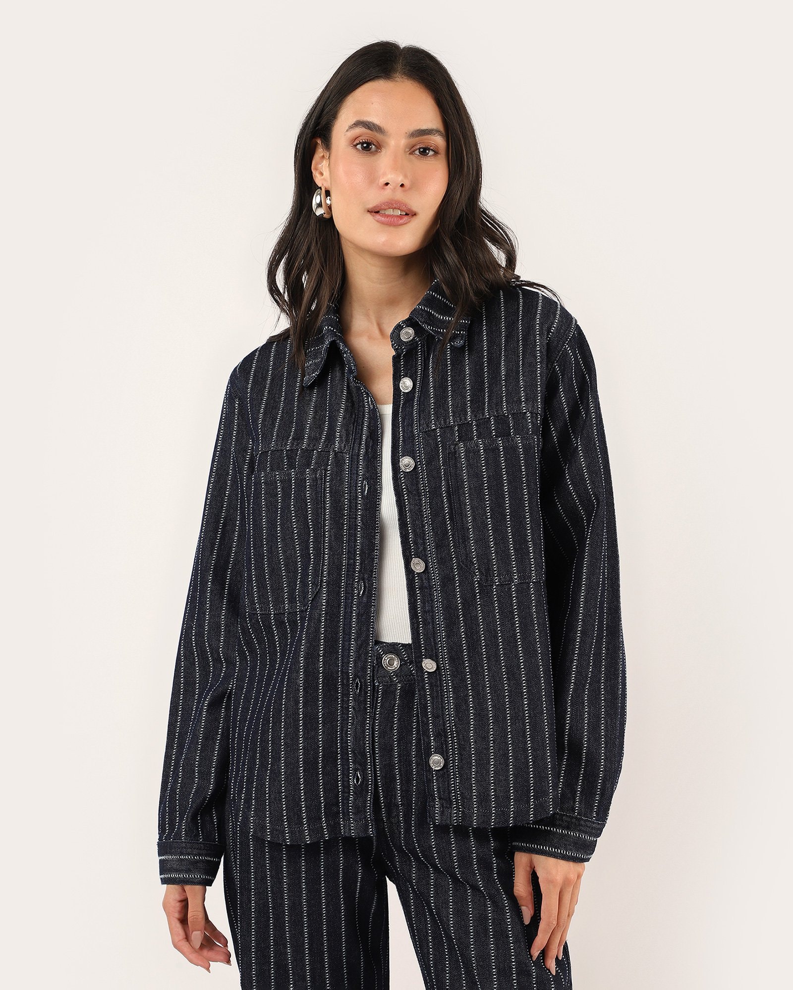 Shacket jeans feminina com listras - denim escuro | Pool Jeans