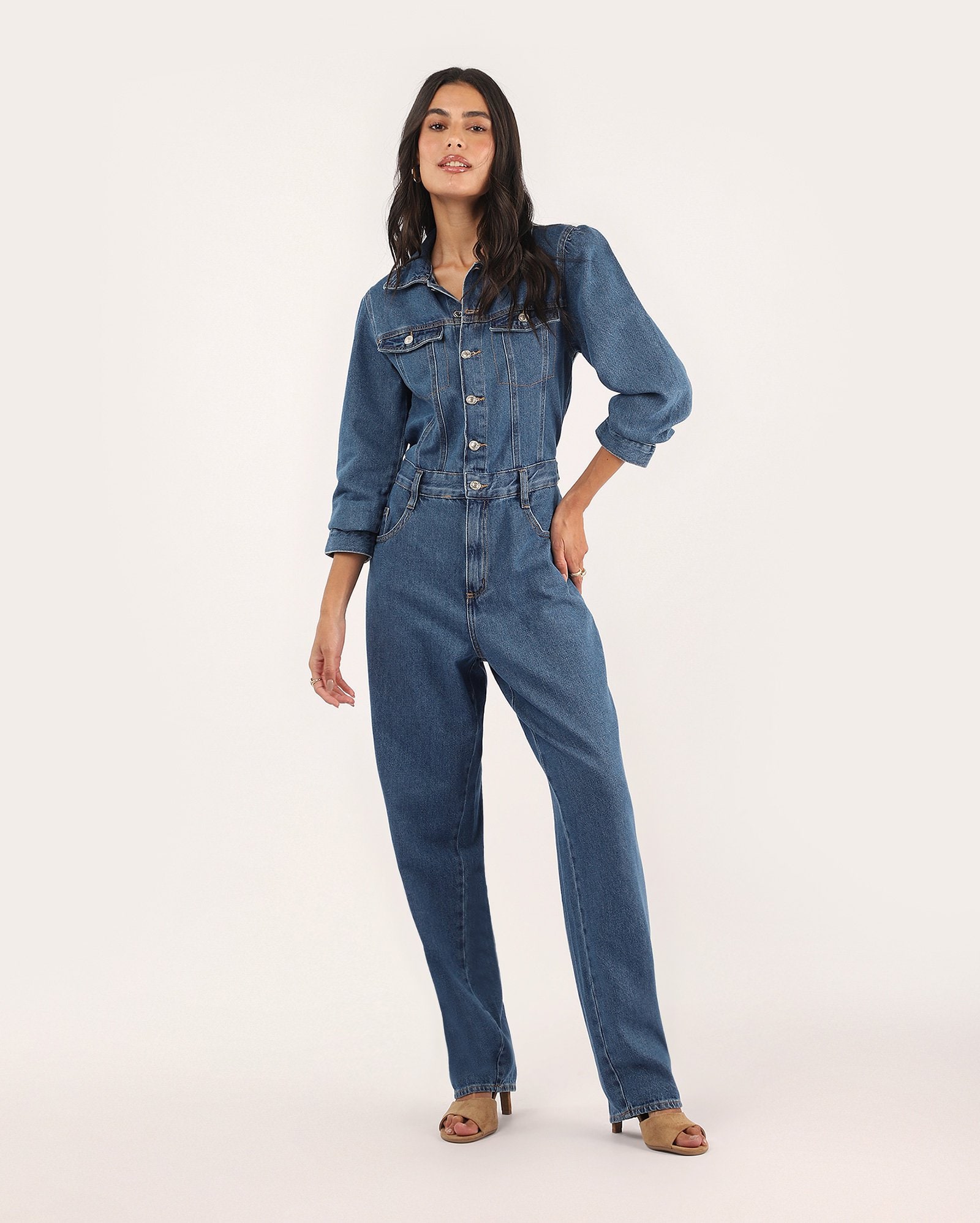 Macacão jeans feminino pespontado - denim escuro | Pool Jeans