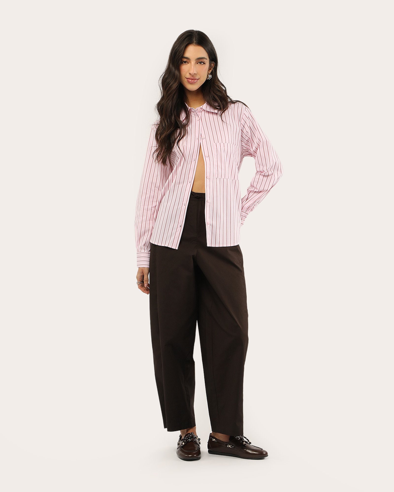 Calça feminina barrel com elástico - marrom