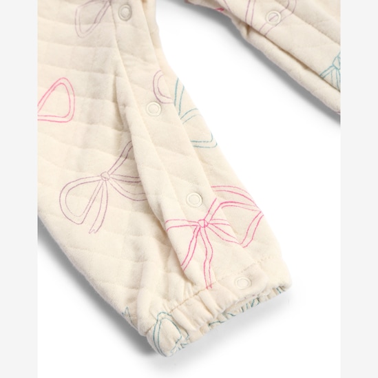 Macacão bebê matelassê laços - bege | Carter's