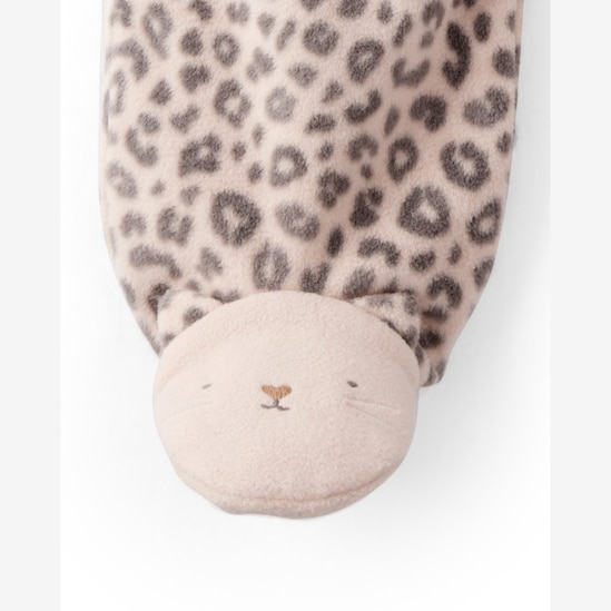 Macacão bebê em fleece com pezinhos onça - bege | Carter's