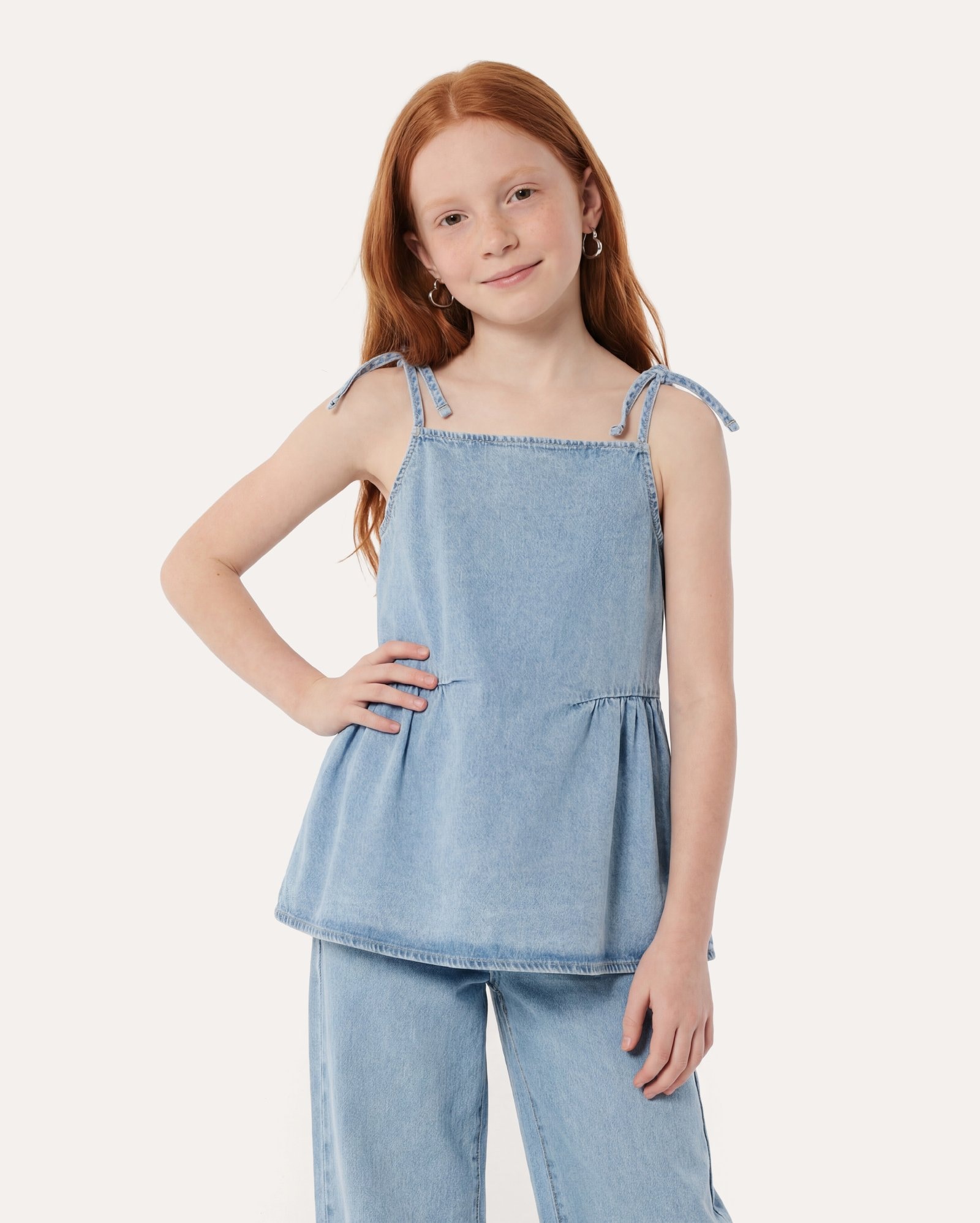 Bata jeans infantil com babado 6-14A - denim claro