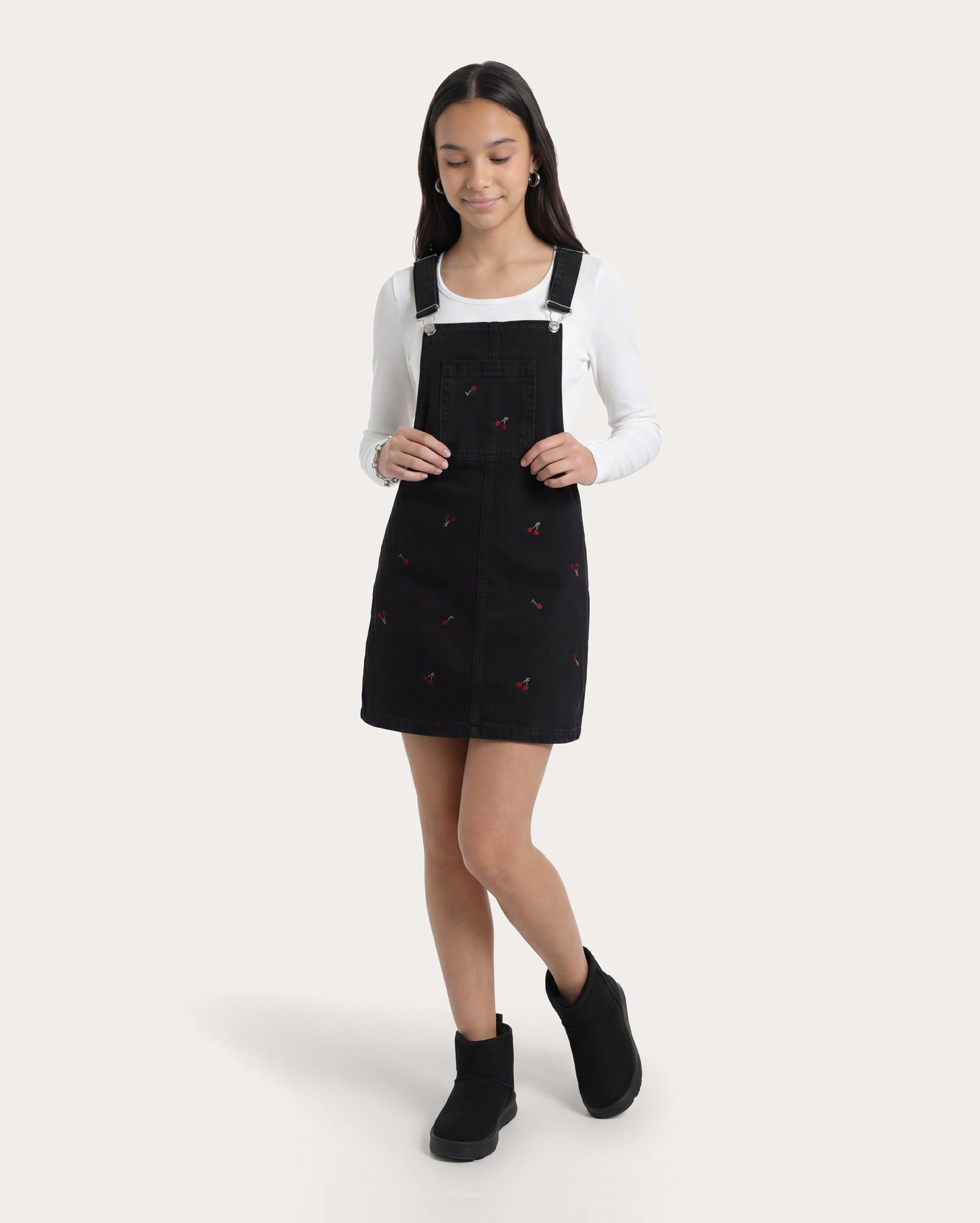 Salopete black jeans infantil cerejas 6-14A