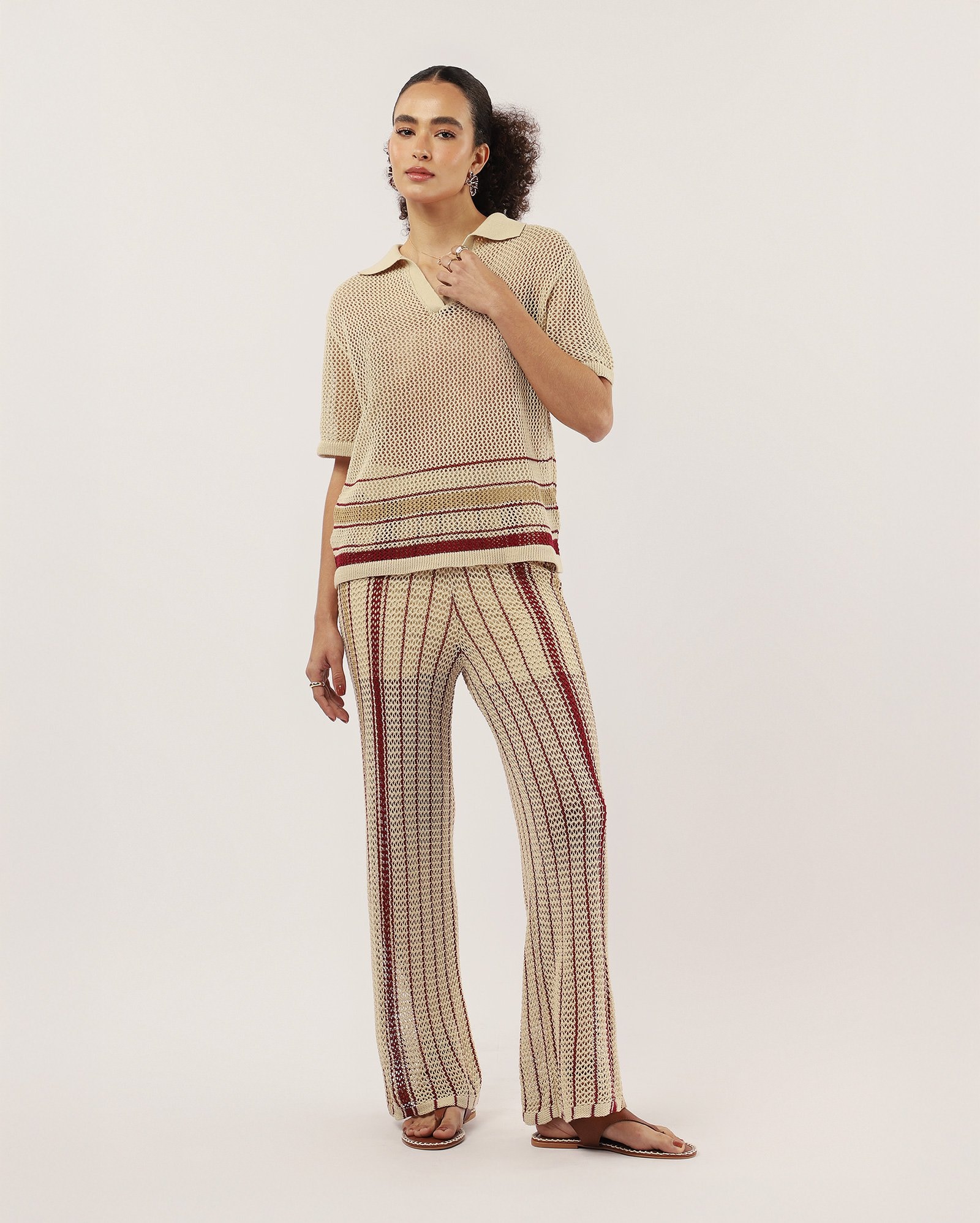 Calça feminina reta listrada em tricot - bege