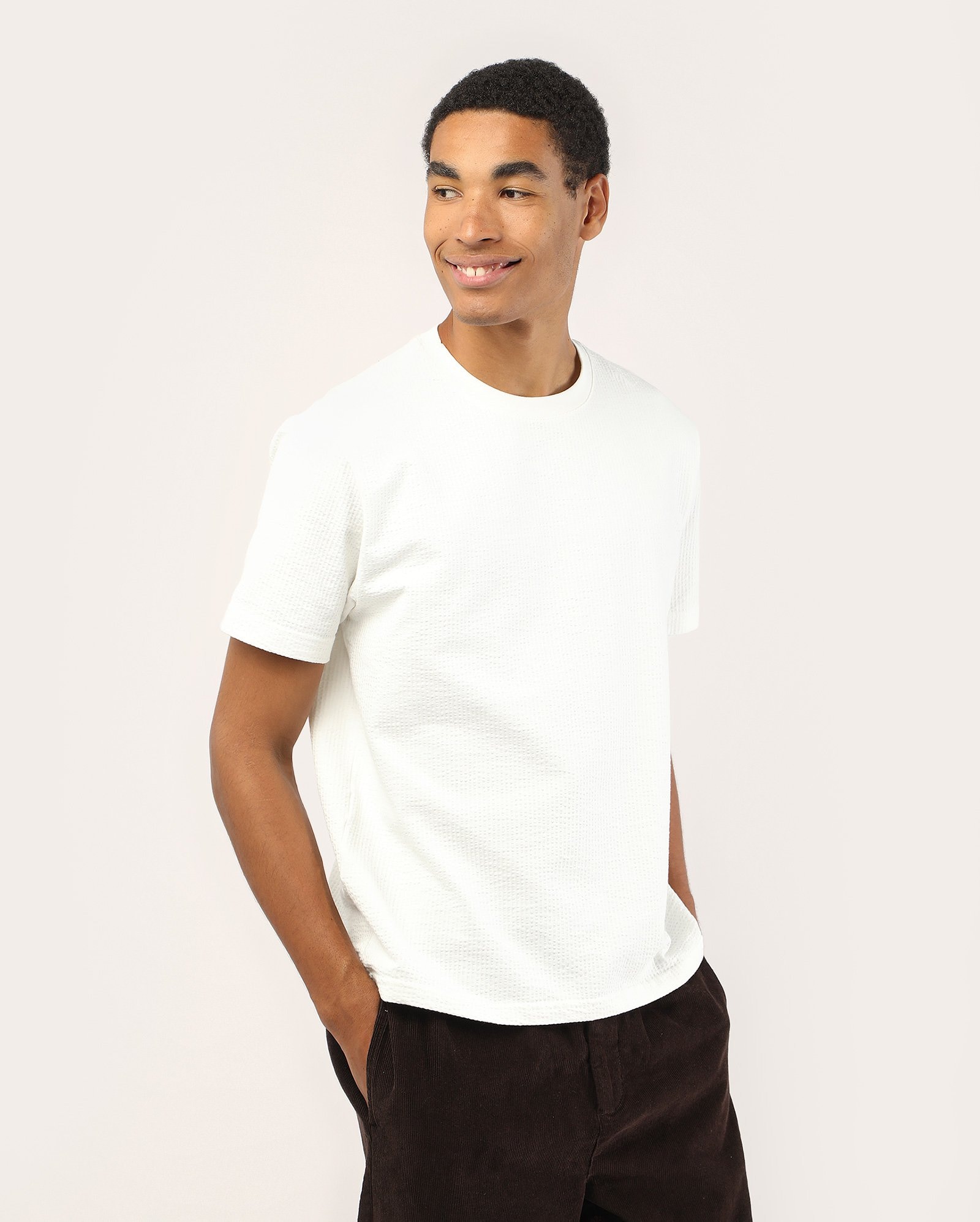 Camiseta masculina comfort texturizada - branca