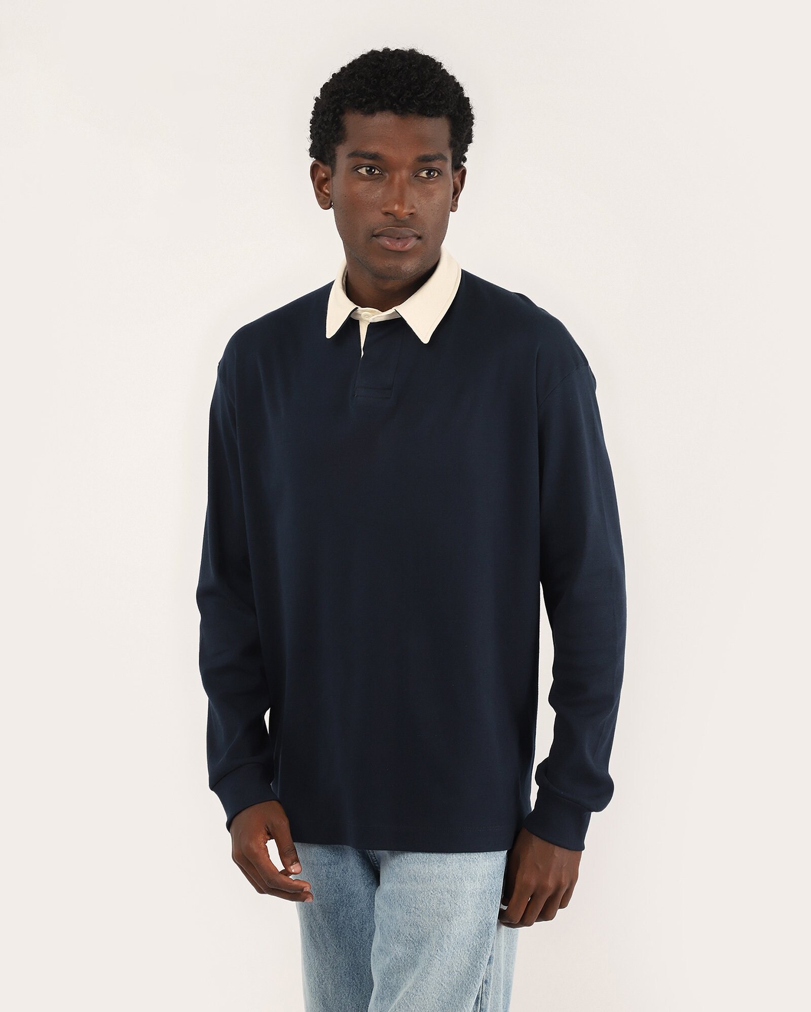 Polo masculina regular gola contrastante - azul