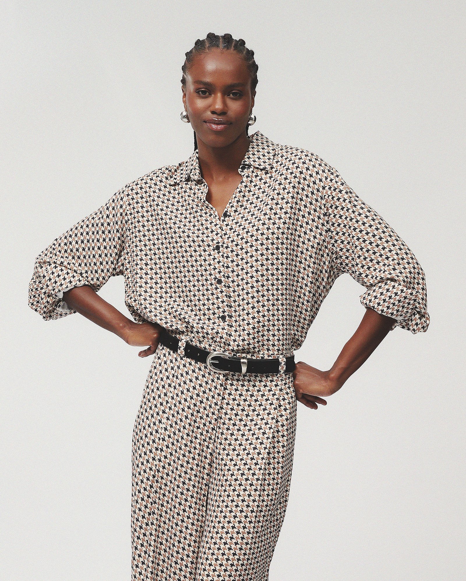 Camisa feminina ampla pied-de-poule - bege