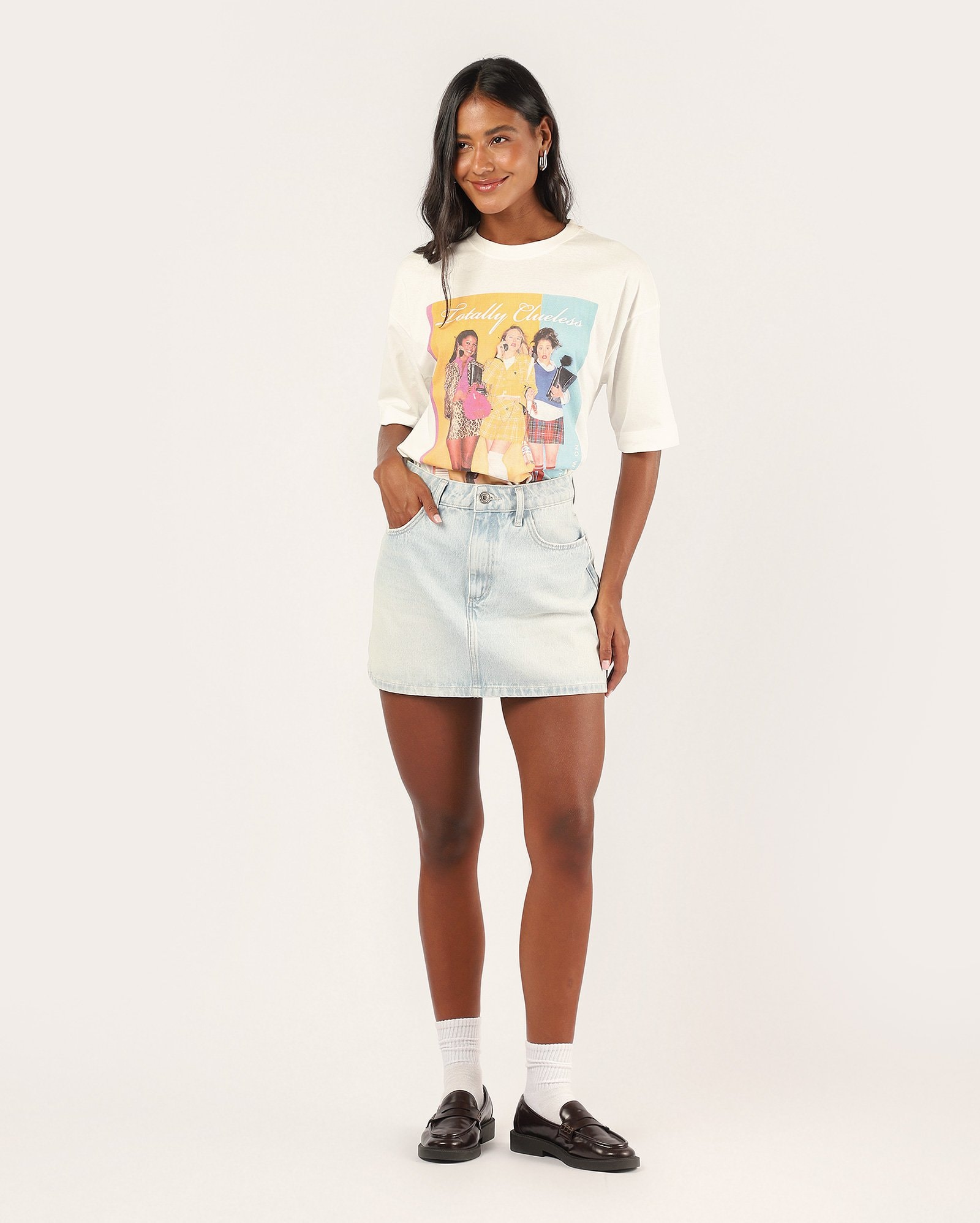 Camiseta feminina oversized Patricinhas - branca | Paramount — foto 2