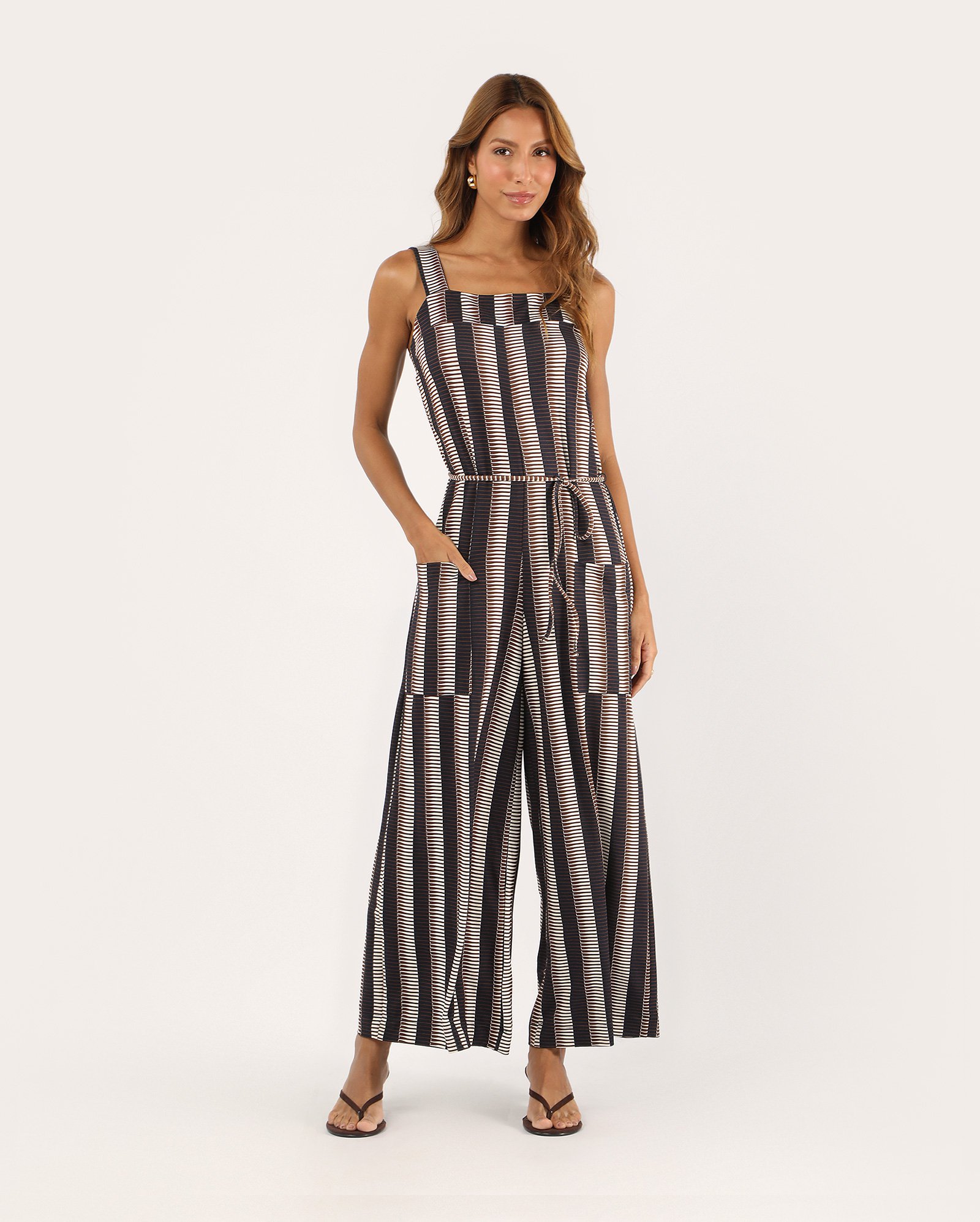 Macacão feminino listrado pantalona - multicor