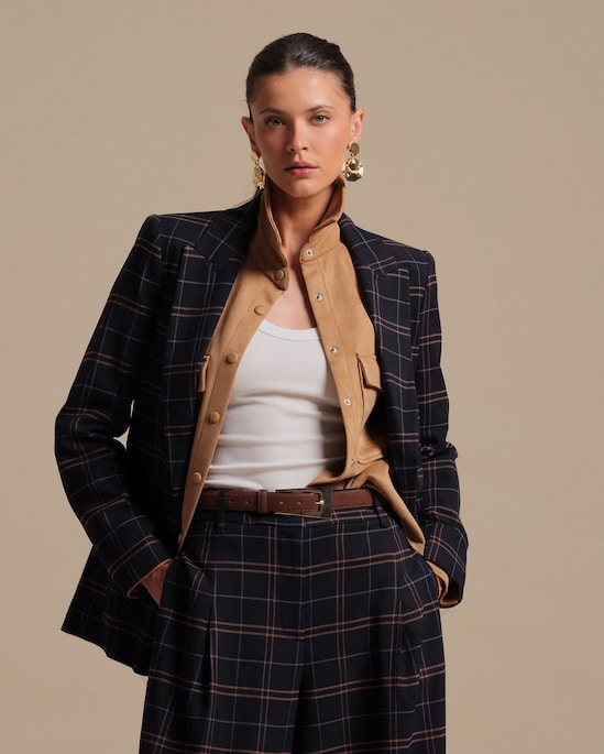 Blazer feminino quadriculado | Silvia Braz + Riachuelo