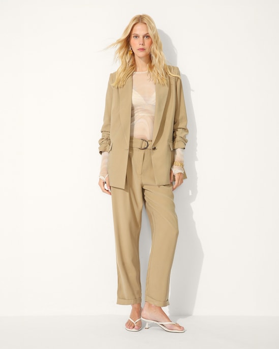 Blazer de manga franzida feminino - Bege | Bia Parente - Special Edition