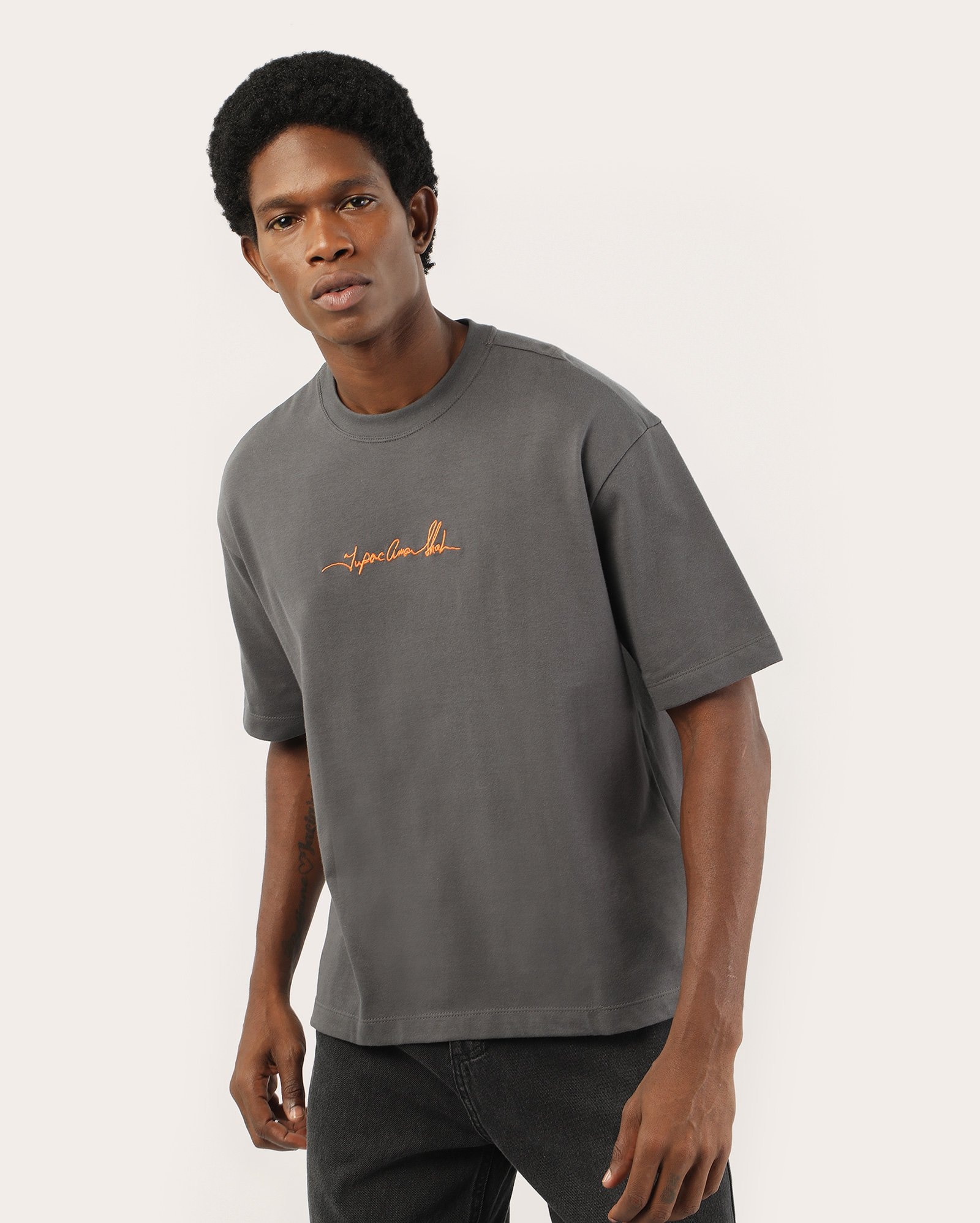 Riachuelo | Camiseta masculina boxy Tupac - cinza | 2Pac