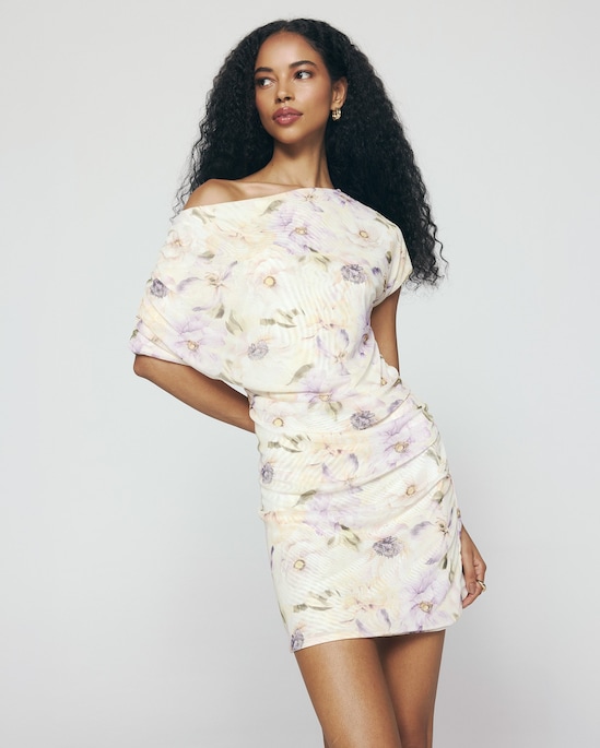 Vestido curto em tule floral - bege