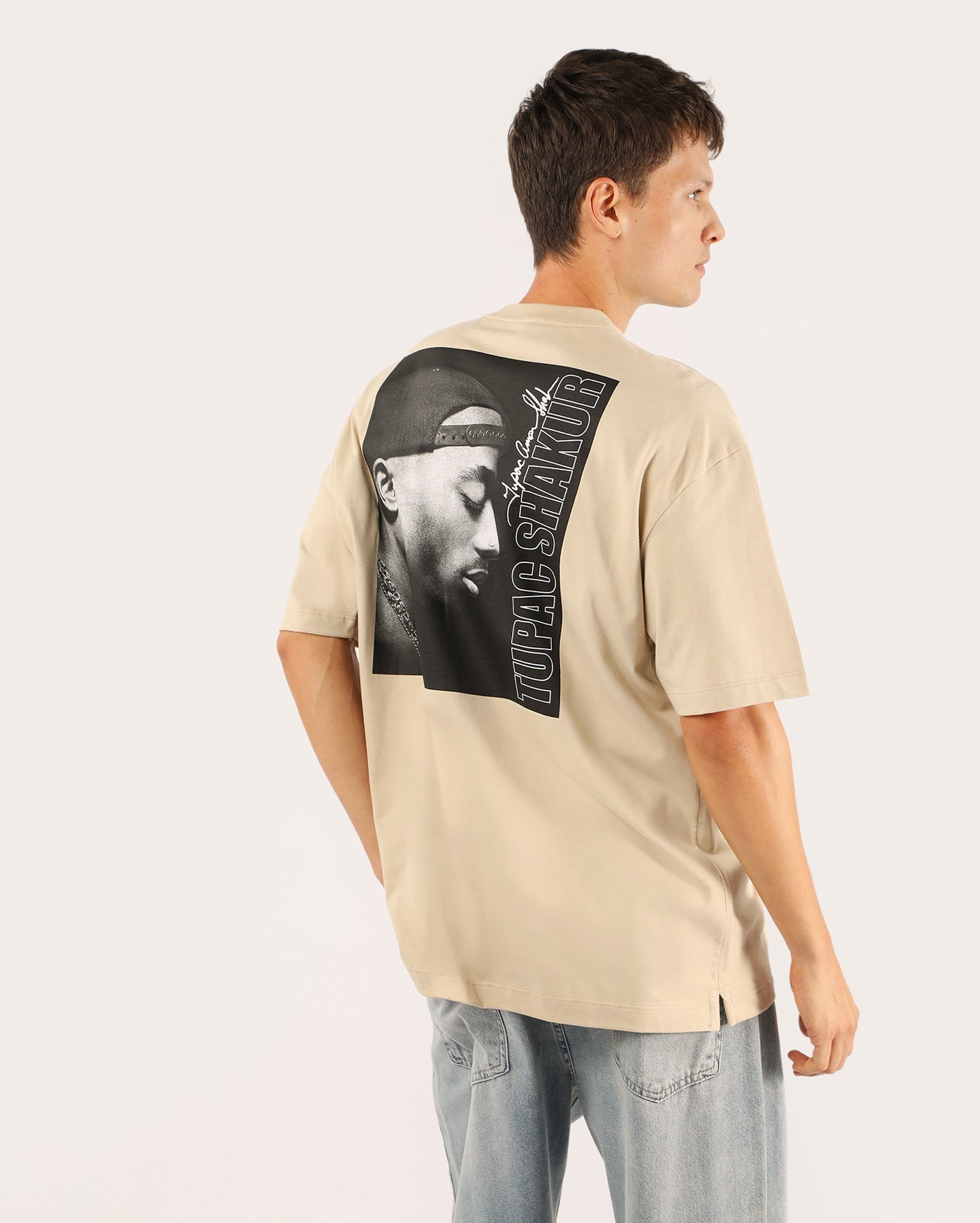 Riachuelo | Camiseta masculina oversized tupac - bege | 2Pac