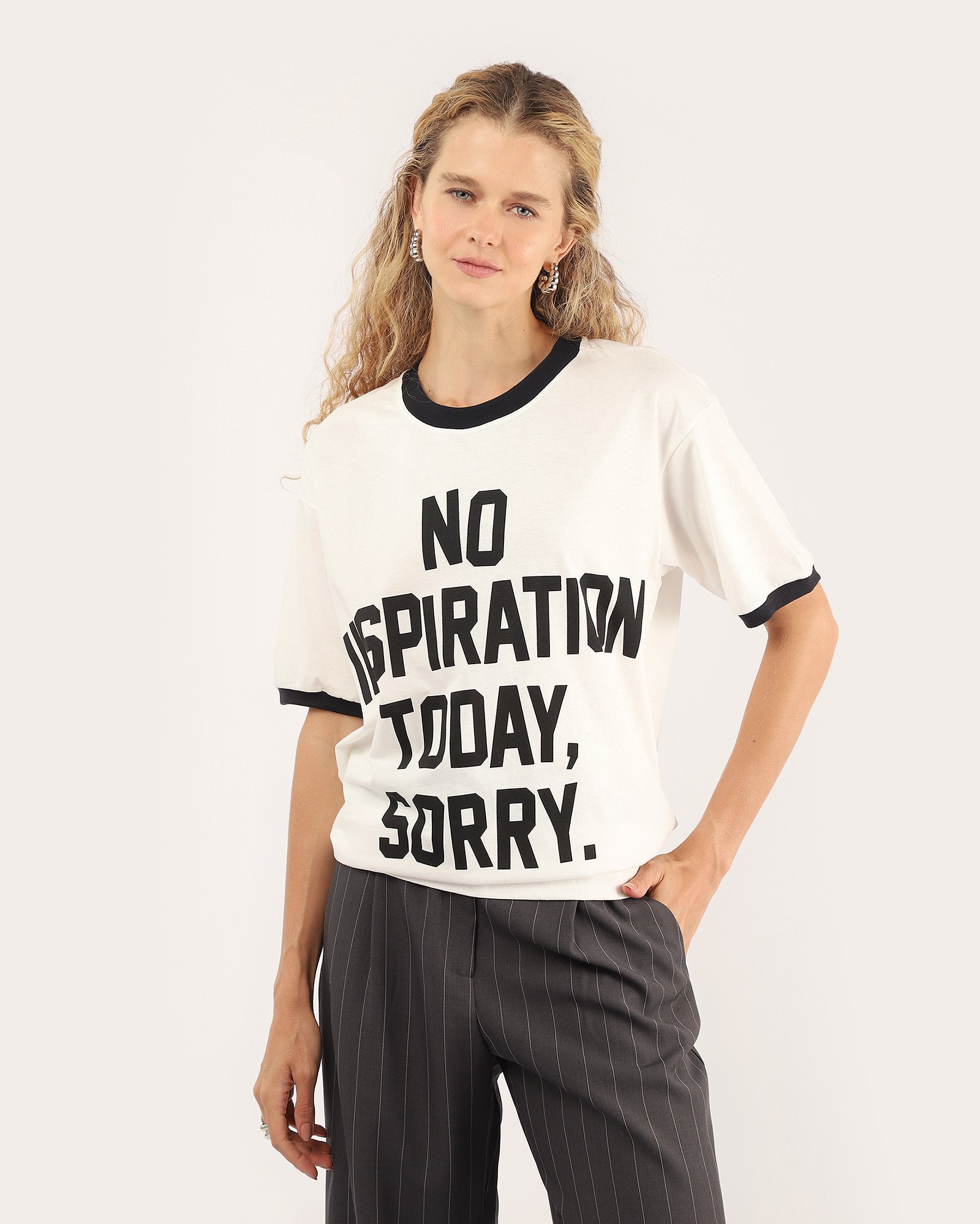 Camiseta feminina oversized Inspiration - branca