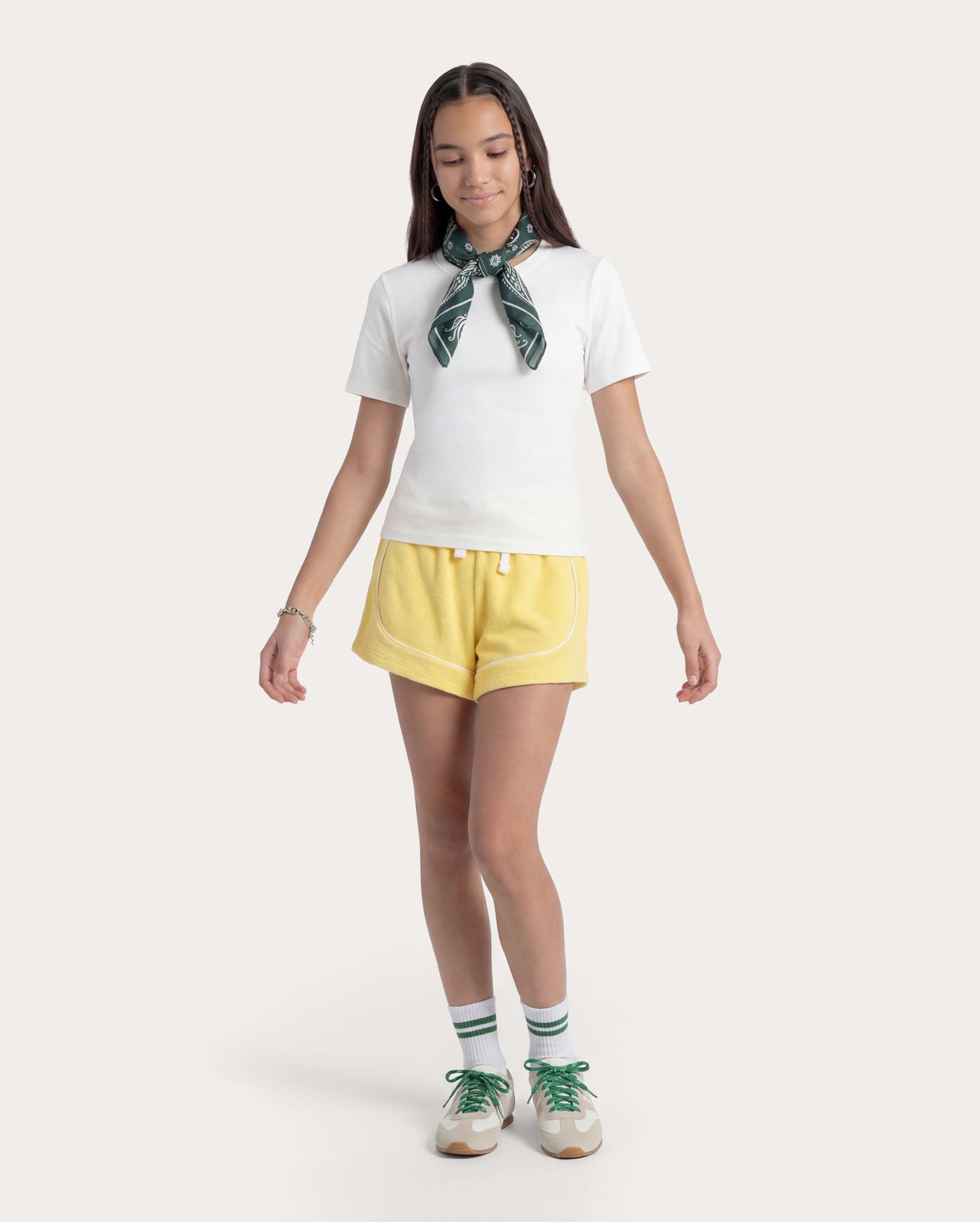 Short Infantil atoalhado com cós elástico 6-14A – Amarelo