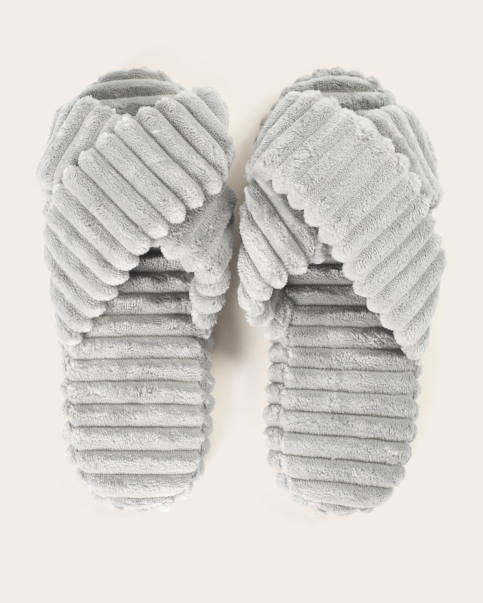 Pantufa feminina canelada - cinza | Casa Riachuelo
