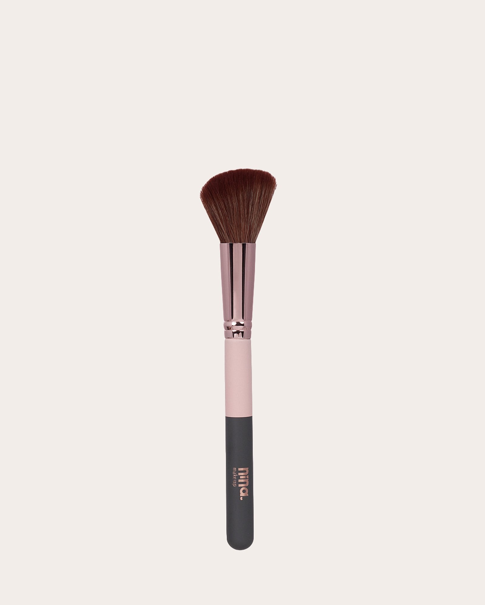 Pincel chanfrado para blush - multicor | Nina Makeup