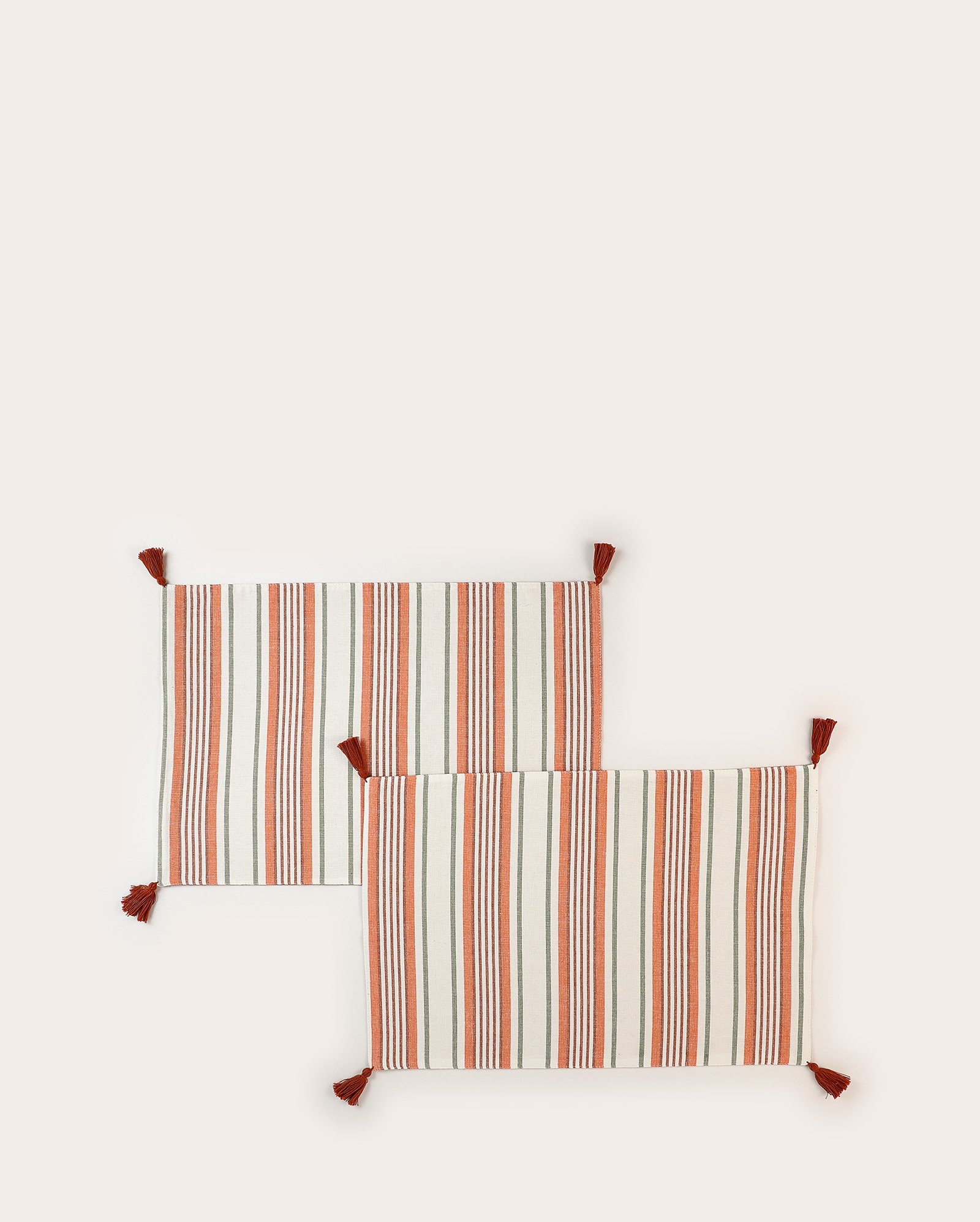 Jogo americano 2 peças listrado com tassel Débora 33cm x 48cm - Multicor | Casa Riachuelo