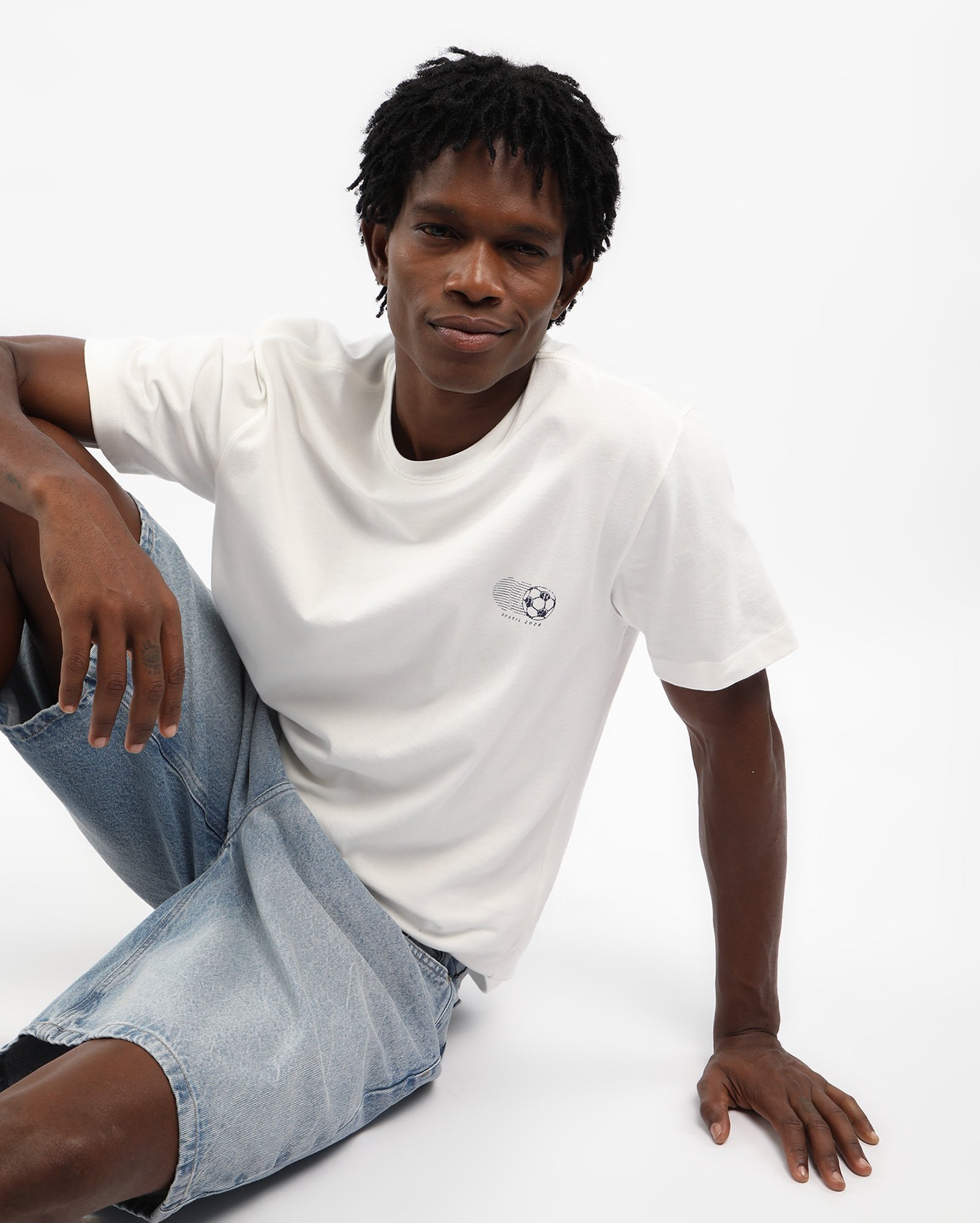 Camiseta masculina regular Brasil sedes - branca