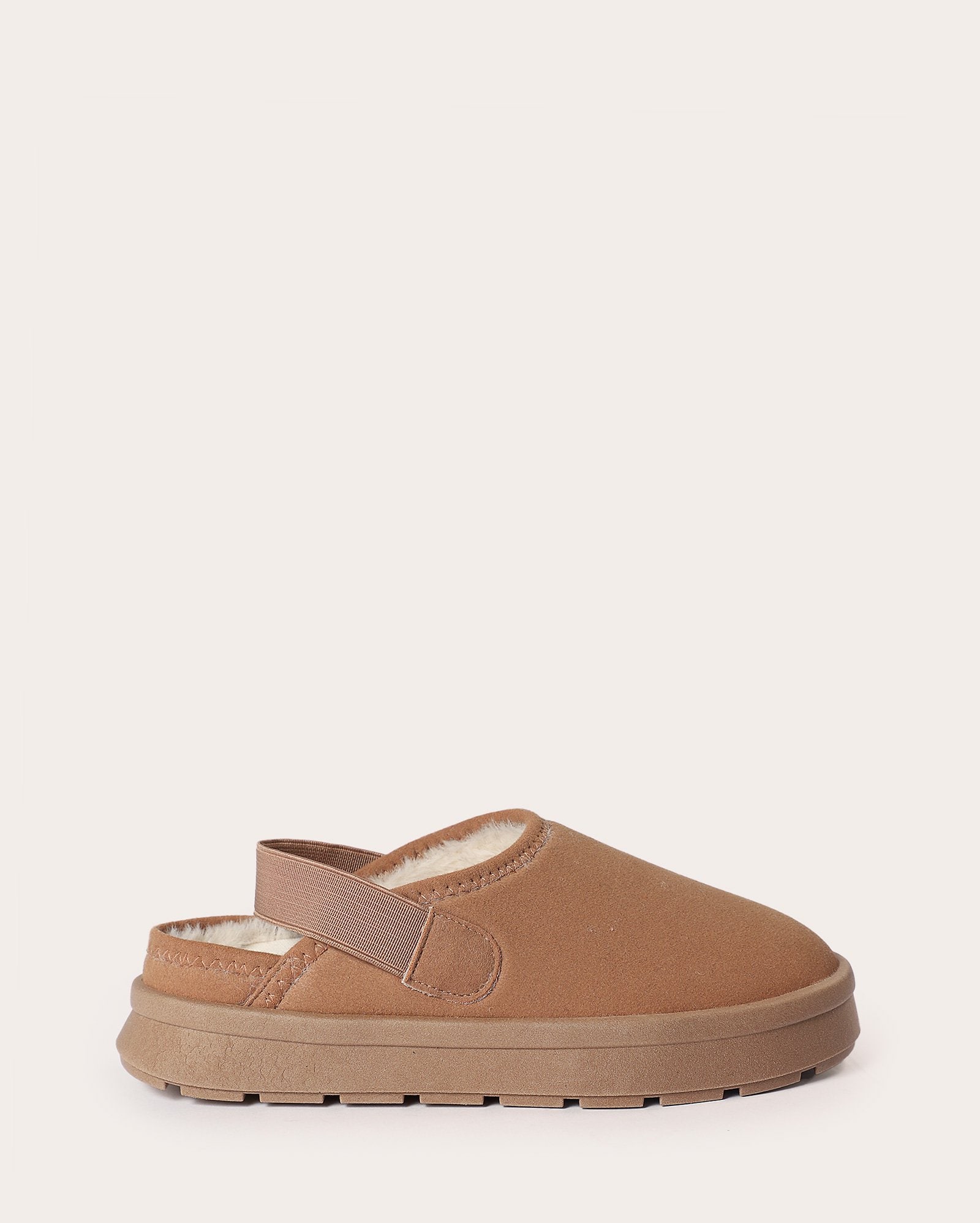 Sapato clog infantil com pelúcia A. Niemeyer - bege