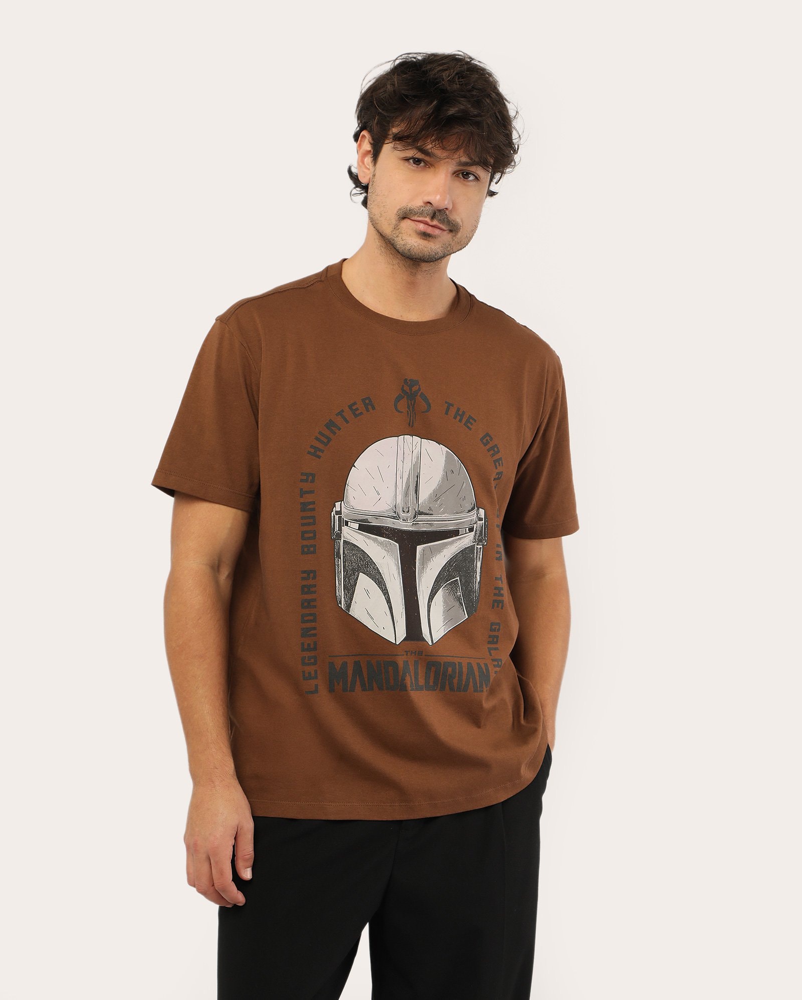 Camiseta masculina regular The Mandalorian - marrom | Star Wars