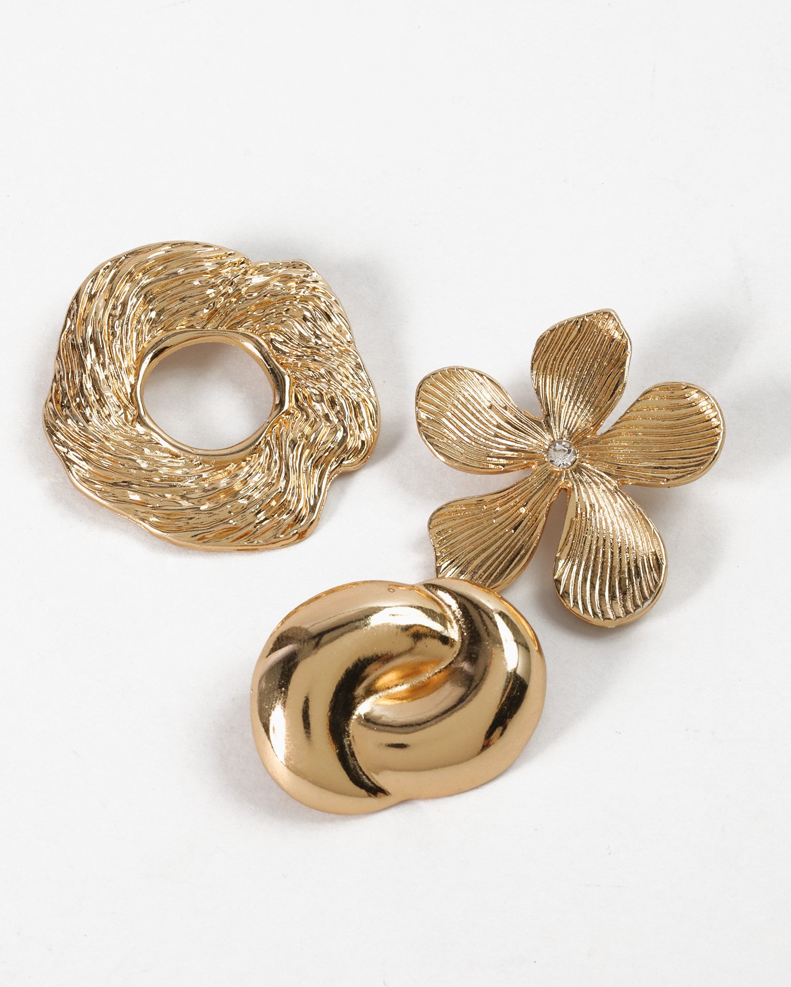 Kit feminino broche orgânico e floral 3 peças - dourado