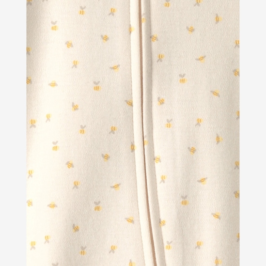 Macacão bebê com pezinho estampado - Bege | Carter's