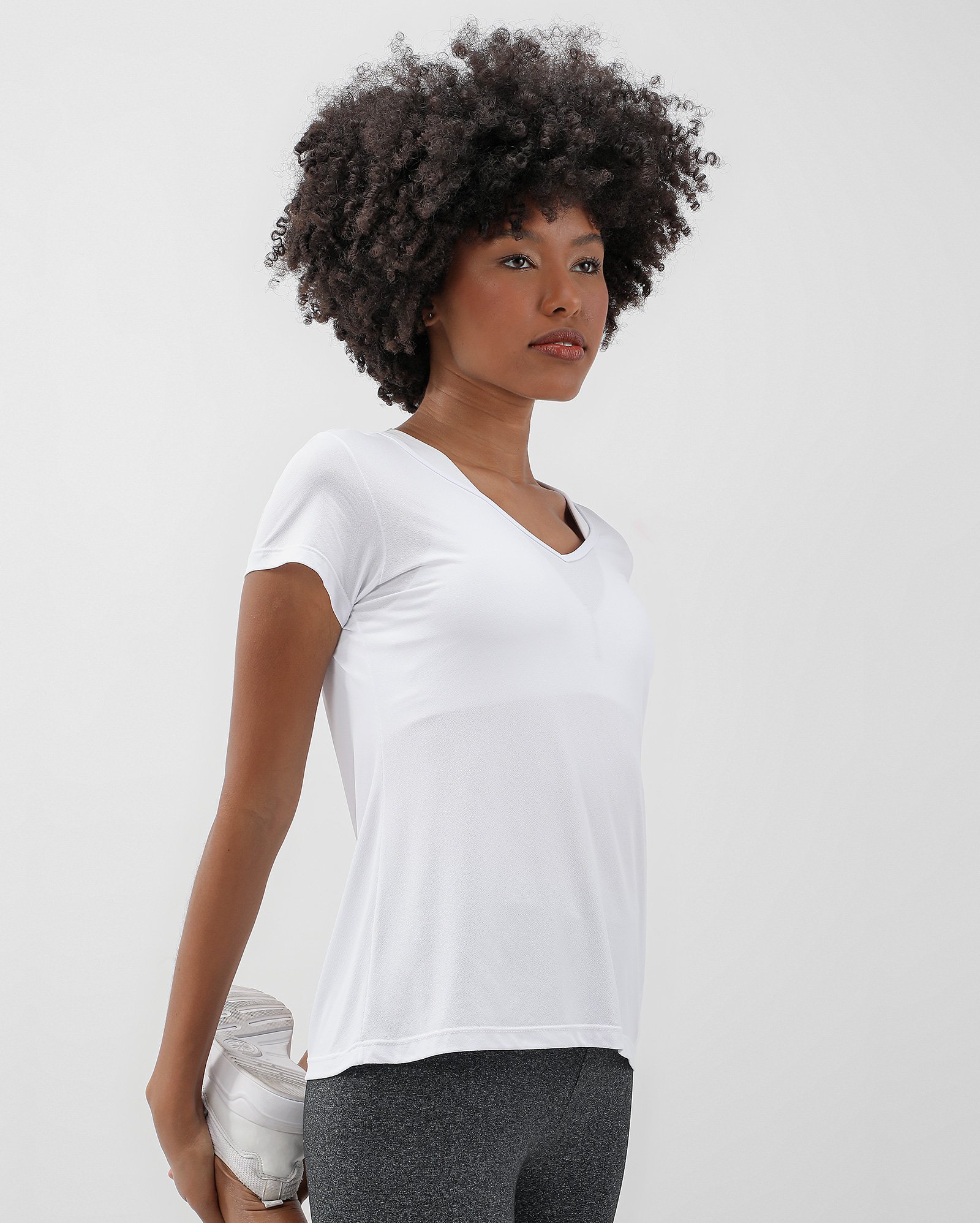Kit camiseta esportiva feminina 3 peças de poliamida multicor | Body Work by Riachuelo