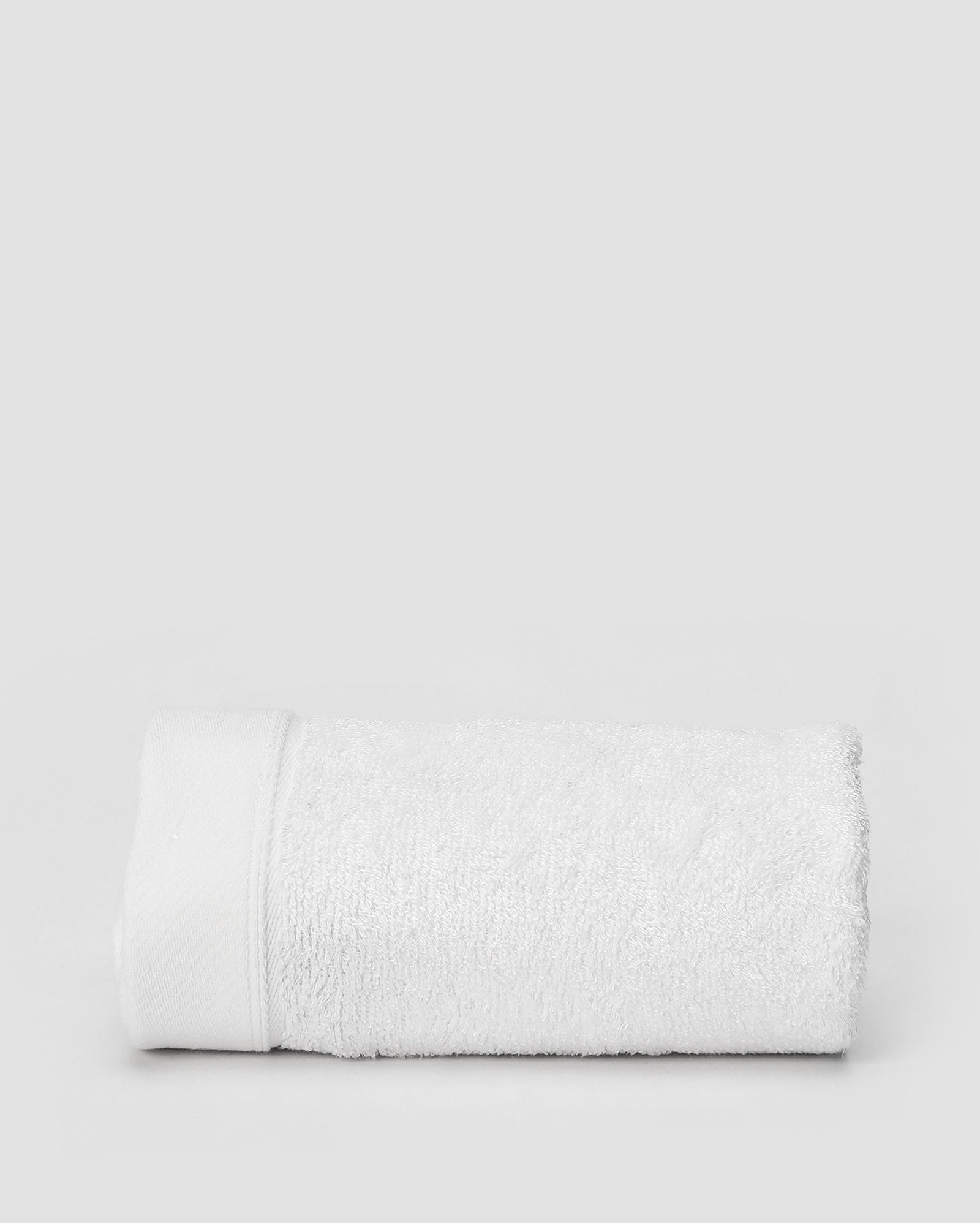 Kit toalha de banho gigante 2 peças + toalha de rosto Bambu 2 peças + toalha de piso New Prime 50x70cm branco | Casa Riachuelo