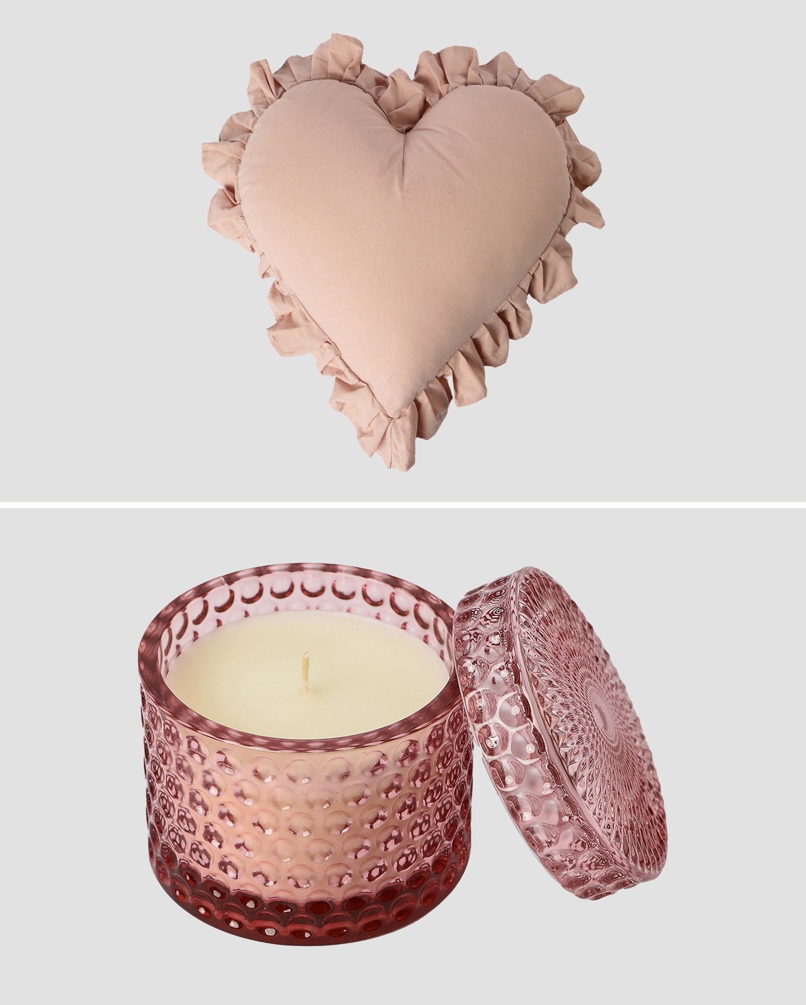 Kit almofada coração Florence 45x45cm + vela aromática pote Holy Berry 160g rosa | Casa Riachuelo
