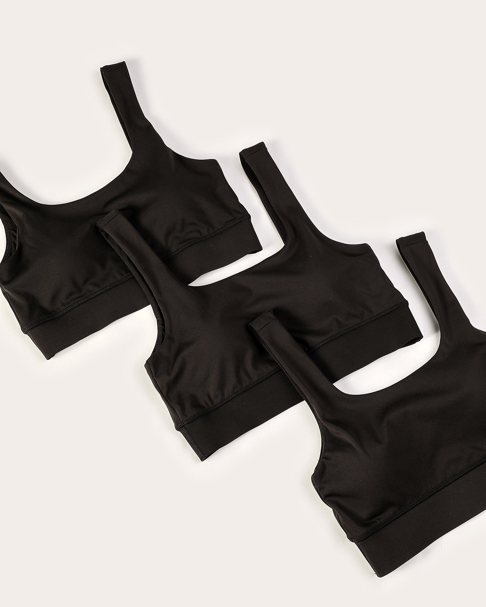 Kit top treino 3 peças de poliamida superfit média sustentação preto | Body Work