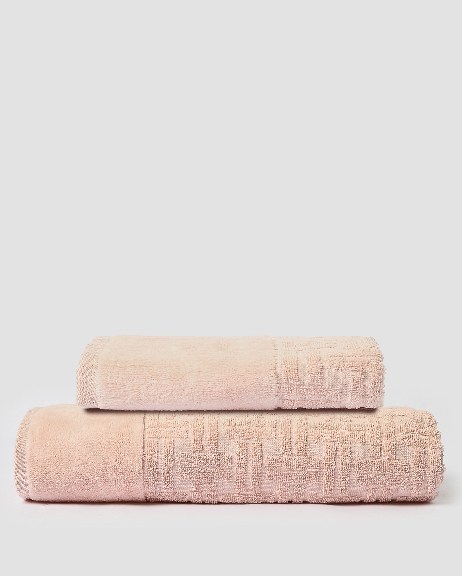Kit toalha de banho + toalha de rosto com textura Kavel rosa | Casa Riachuelo