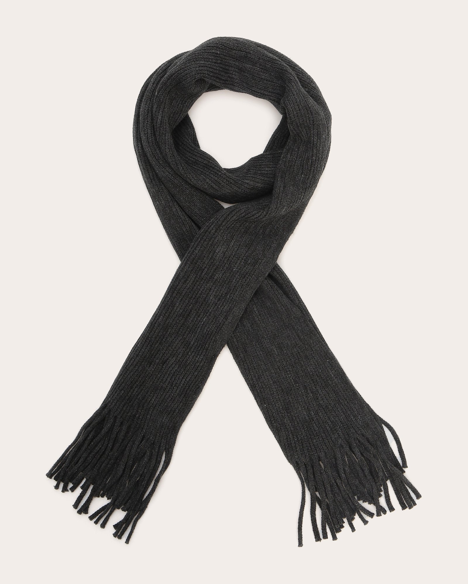 Kit cachecol de tricot com franja cinza Accessori + tênis masculino casual multicor