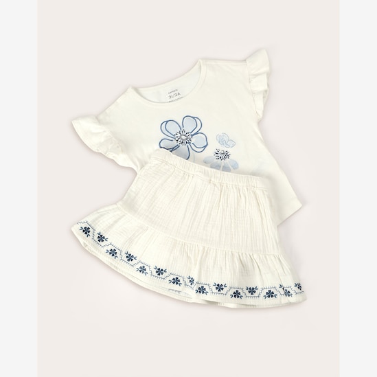 Enxoval infantil conjunto curto 2 peças bordado floral + caixa de presente M multicor | Carter's