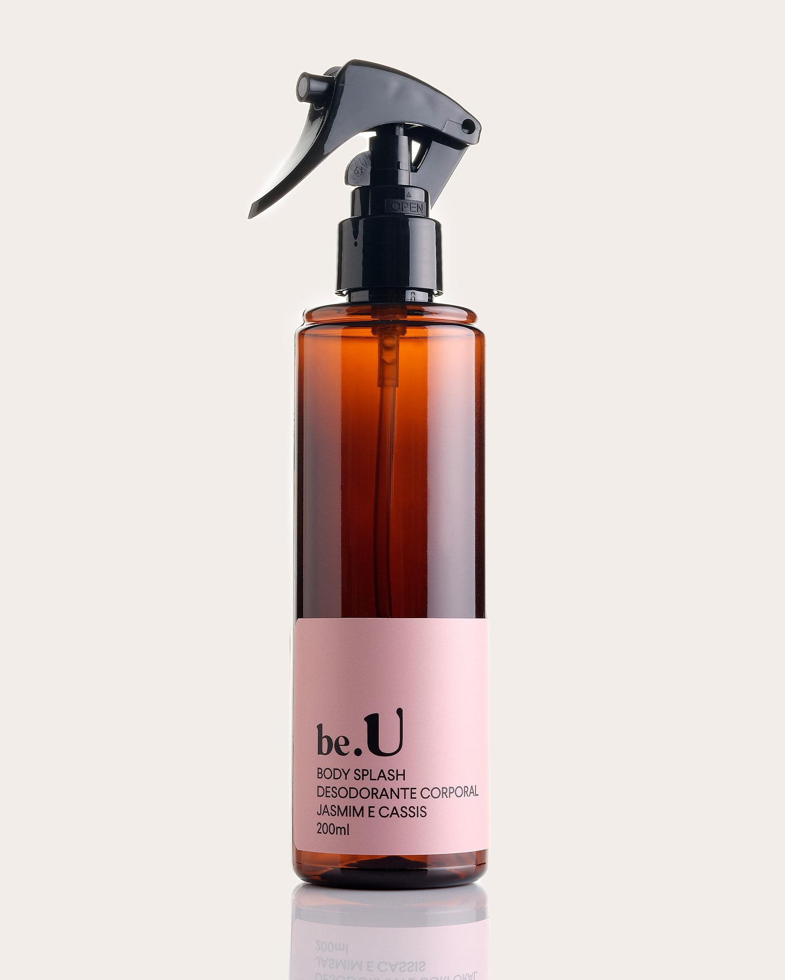 Kit body splash 200ml + sabonete líquido 300ml + hidratante 280g + geleia corporal Jasmin e Cassis 240g | be.U